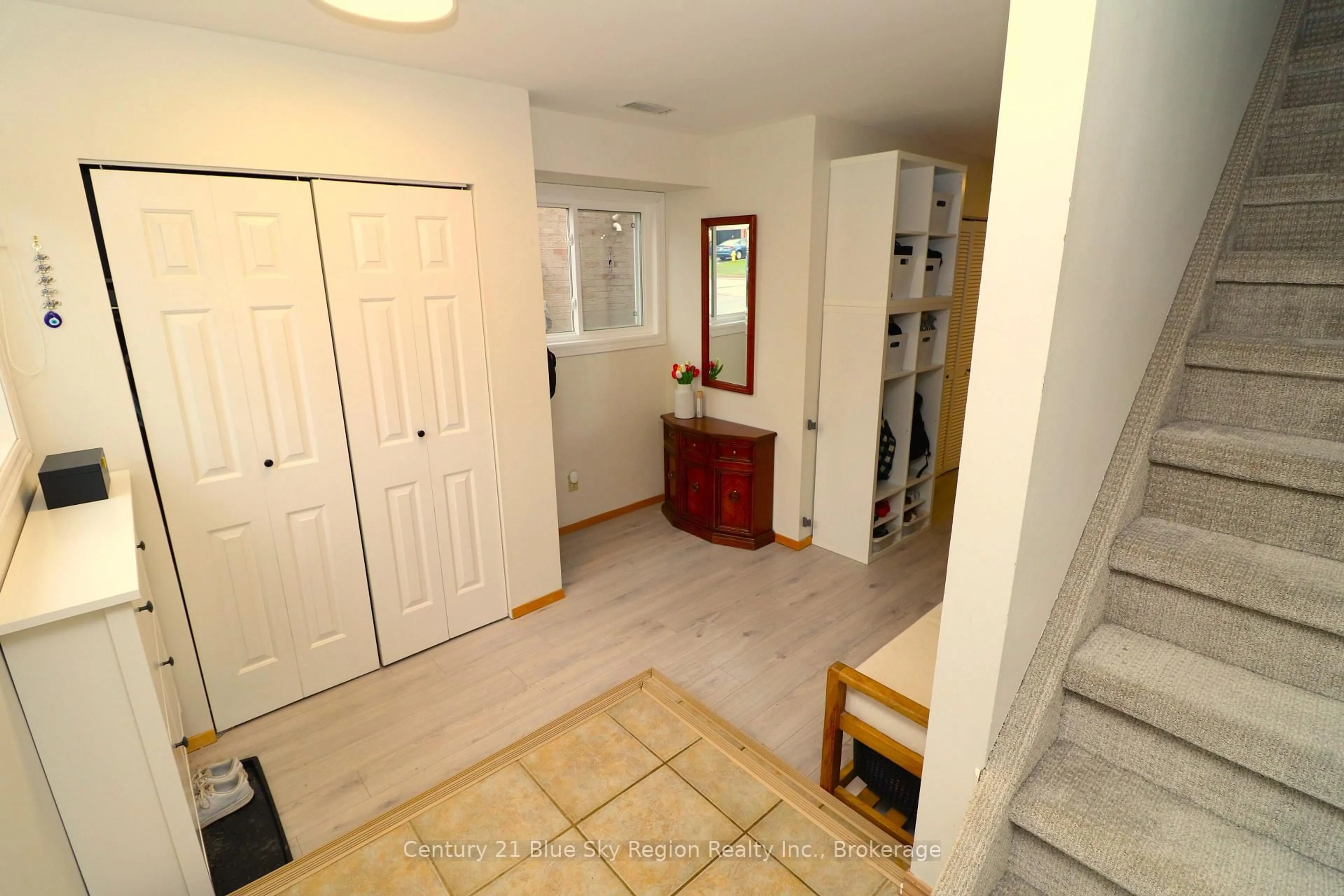 Unknown for 631 Bromley Ave, North Bay Ontario P1B 9J1