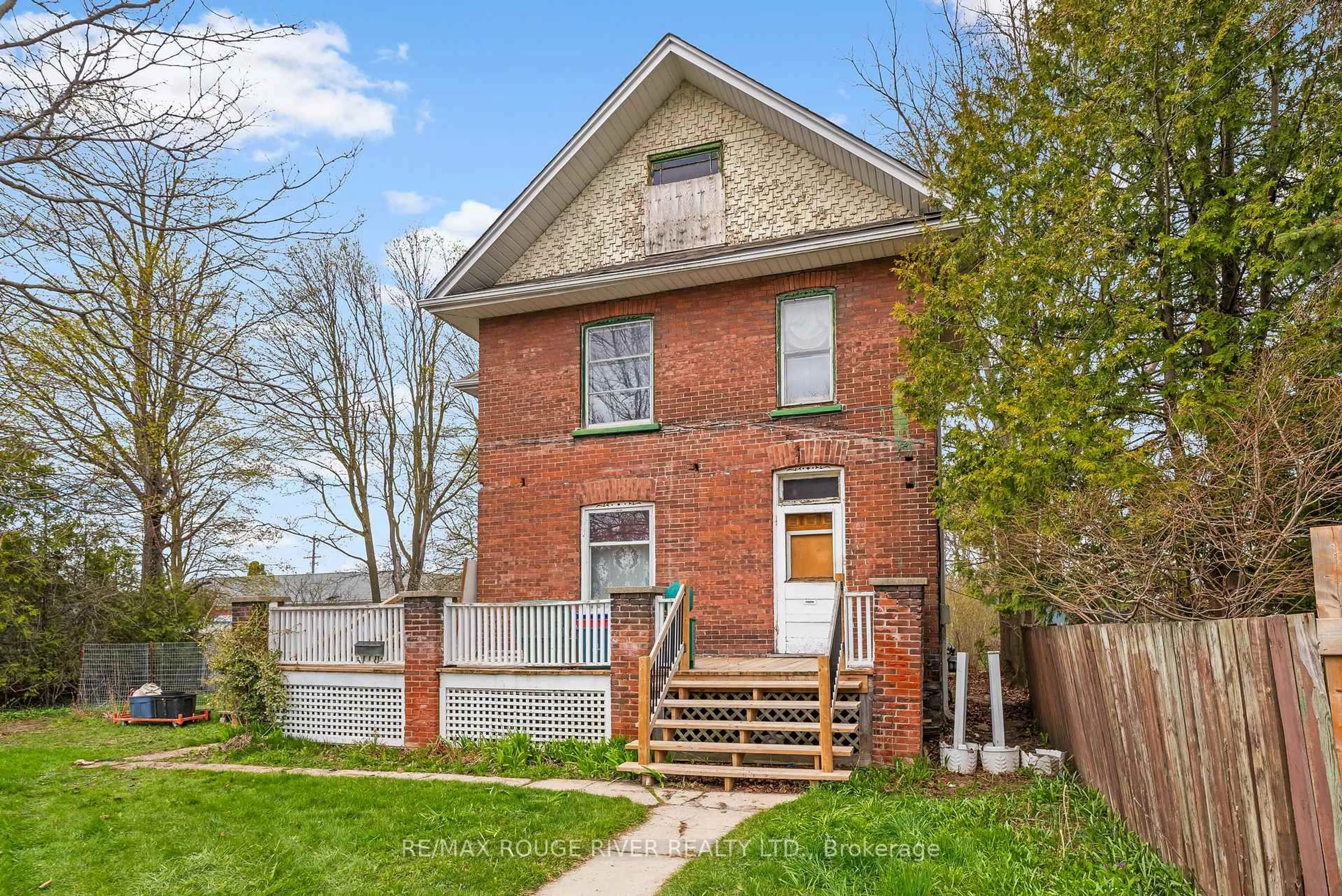 Home with brick exterior material, street for 56 Melbourne St, Kawartha Lakes Ontario K9V 2T1