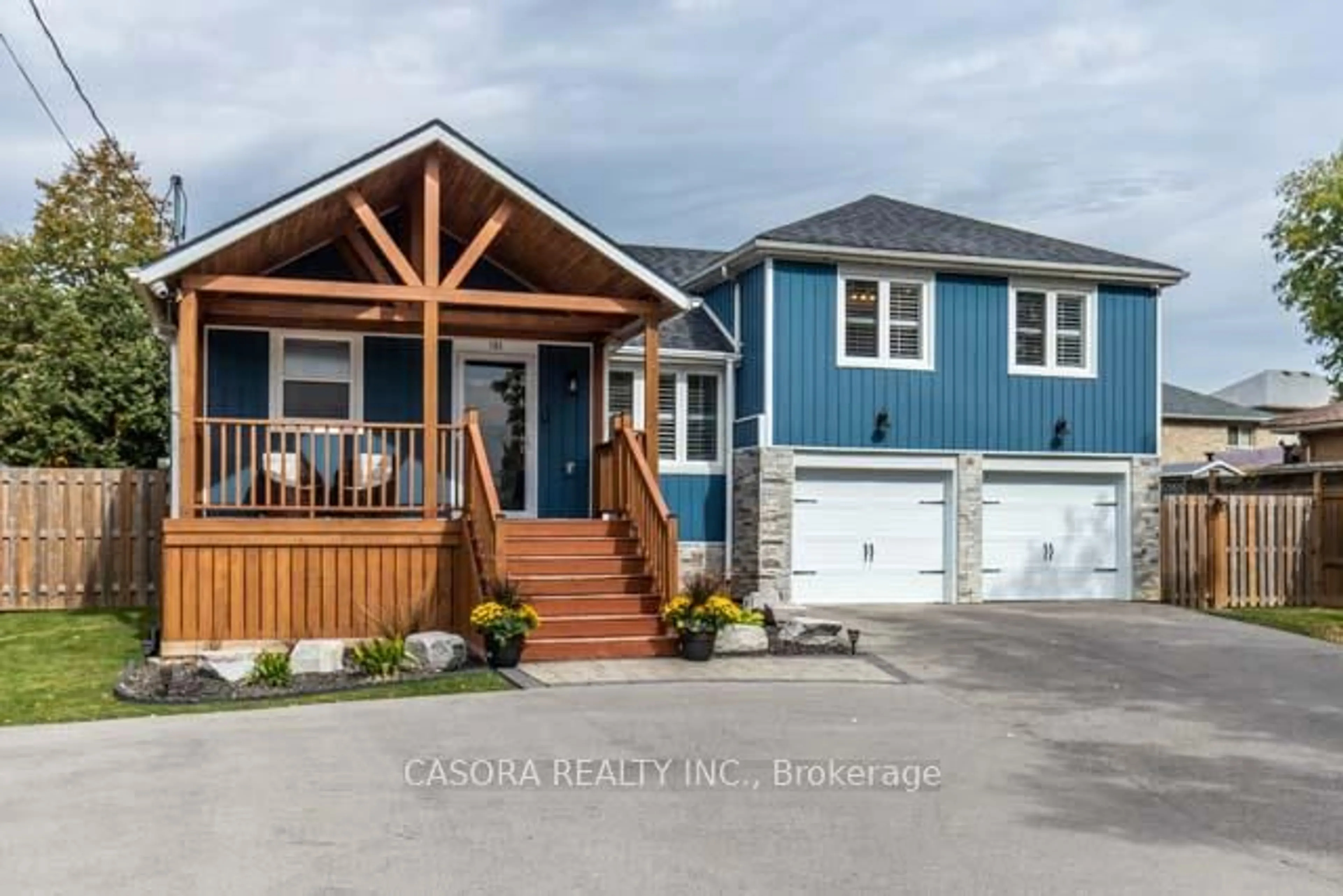 Home with vinyl exterior material, street for 783 Rymal Rd, Hamilton Ontario L8W 1B6