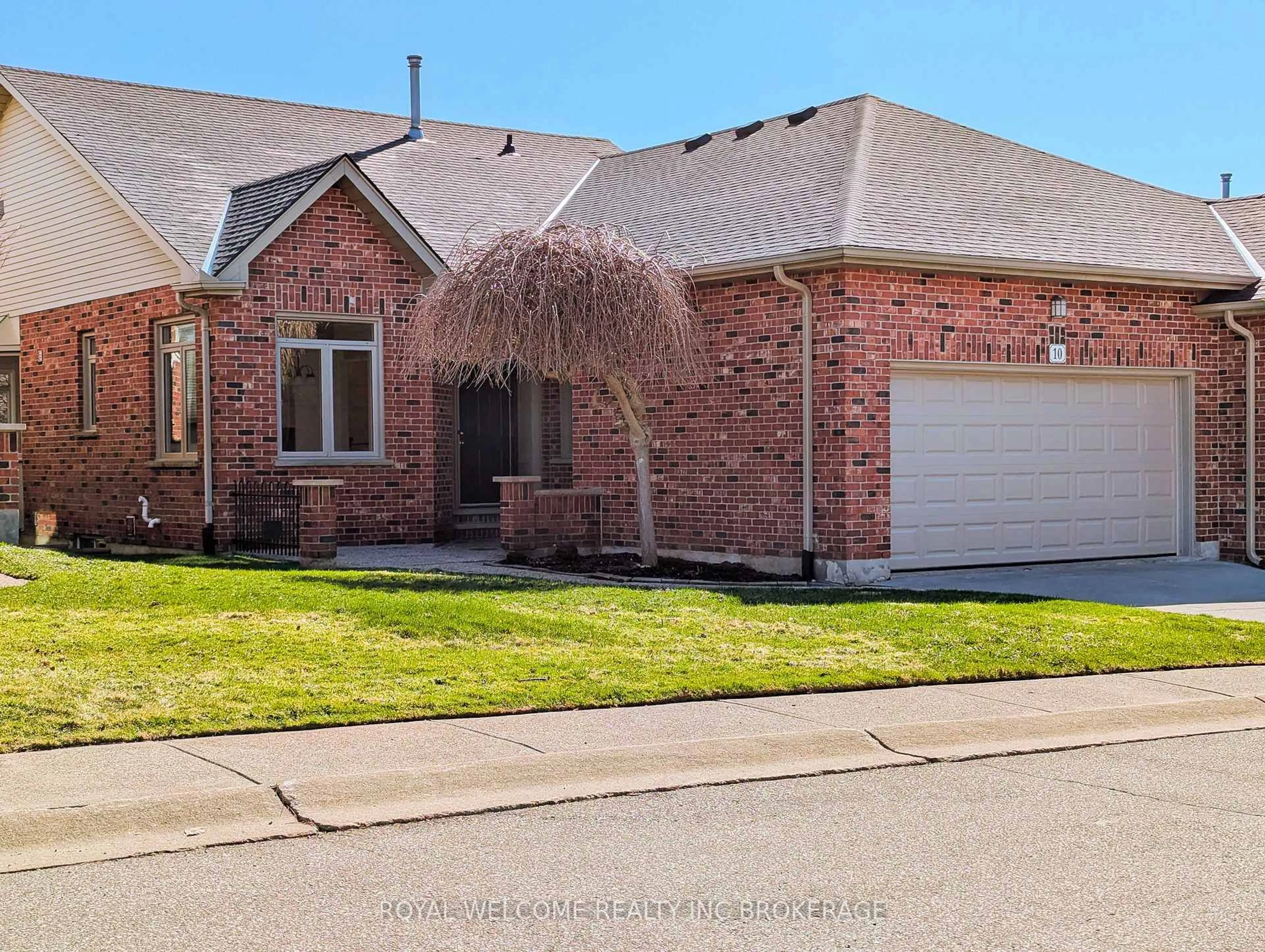 Home with brick exterior material, street for 400 Ambleside Dr #10, London North Ontario N6G 4Y7