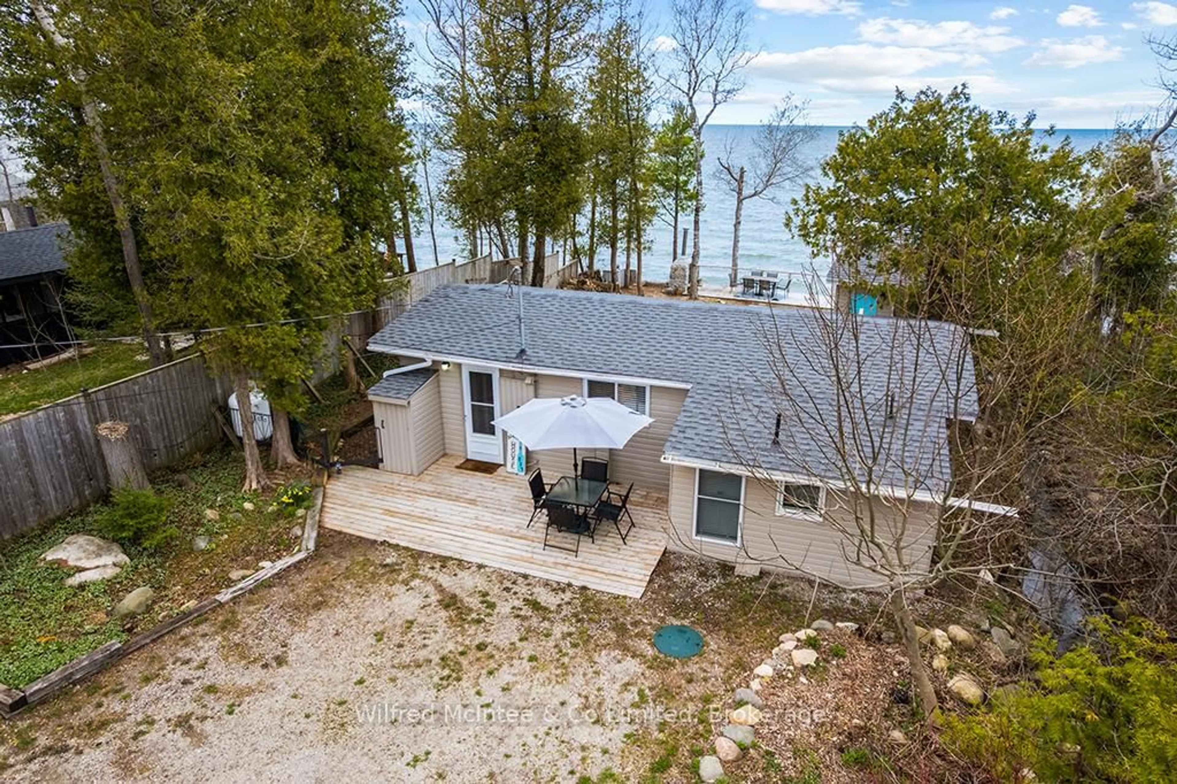 A pic from outside/outdoor area/front of a property/back of a property/a pic from drone, water/lake/river/ocean view for 537 BRUCE ROAD 13 Rd, Native Leased Lands Ontario N0H 2L0
