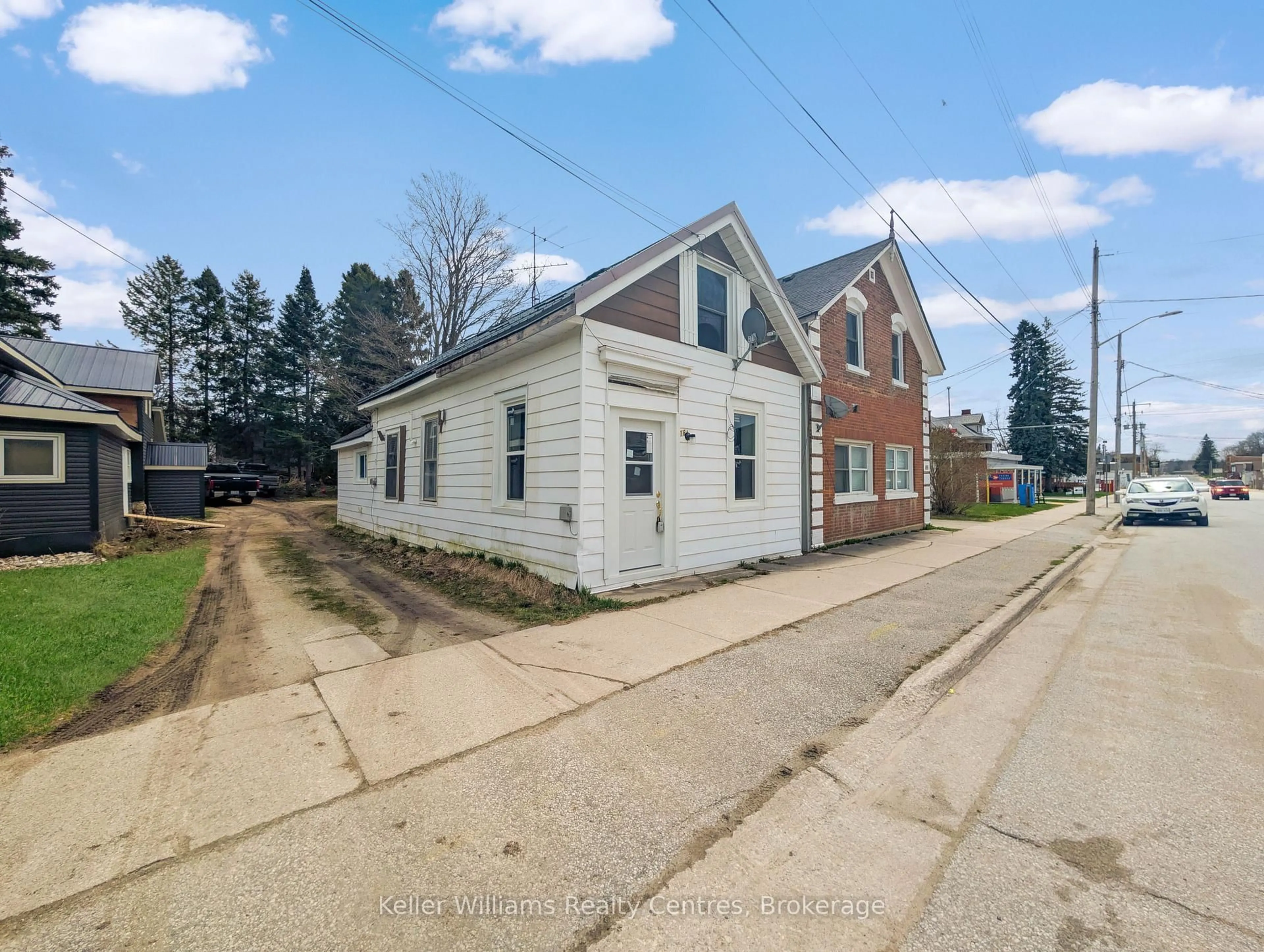 Home with brick exterior material, street for 163 Garafraxa St, Chatsworth Ontario N0H 1G0