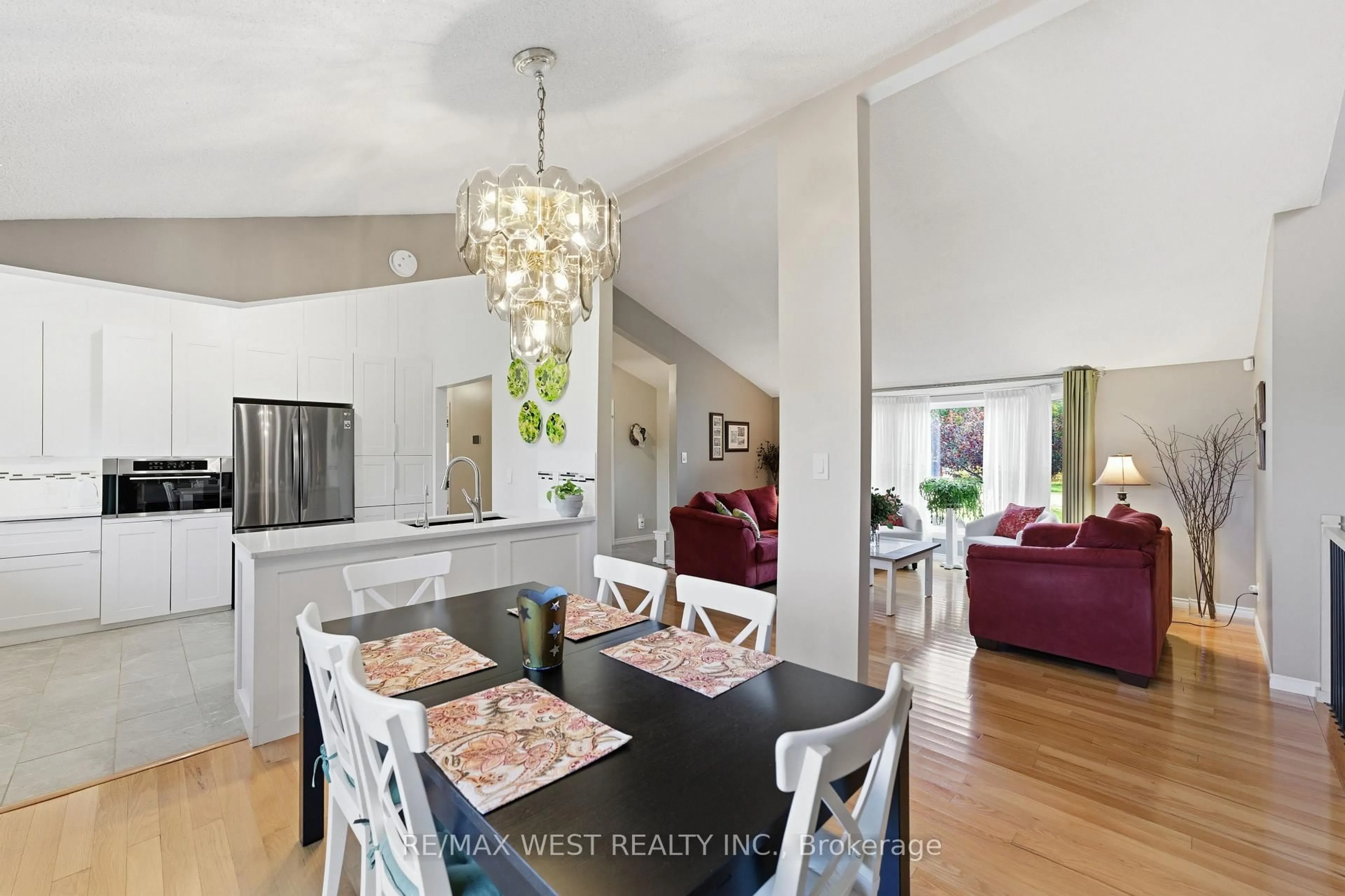 Dining room, unknown for 2776 Dalewood Crt, Hamilton Township Ontario K9A 0V8