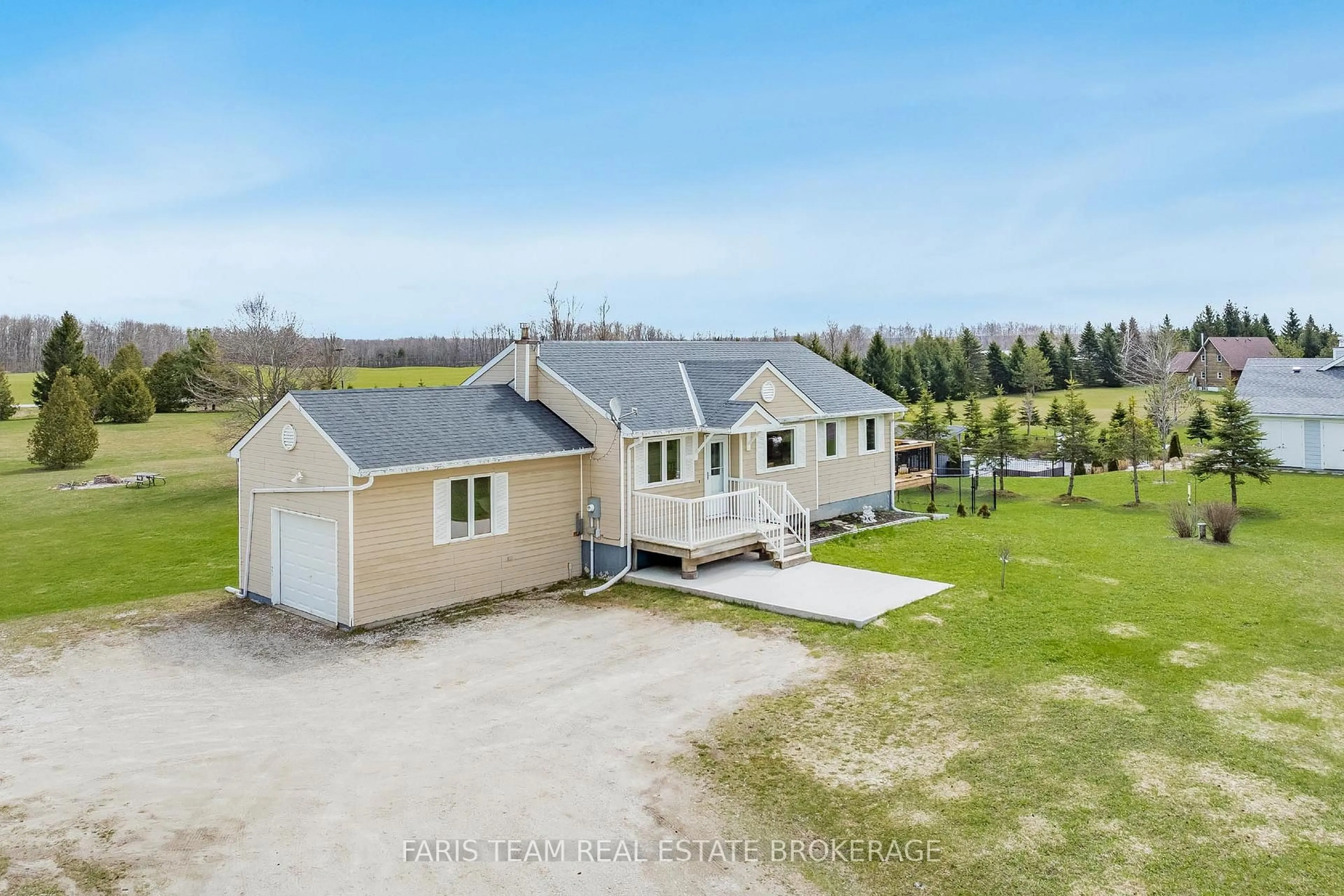 A pic from outside/outdoor area/front of a property/back of a property/a pic from drone, water/lake/river/ocean view for 157 Brewster Lake Rd, Grey Highlands Ontario N0C 1M0