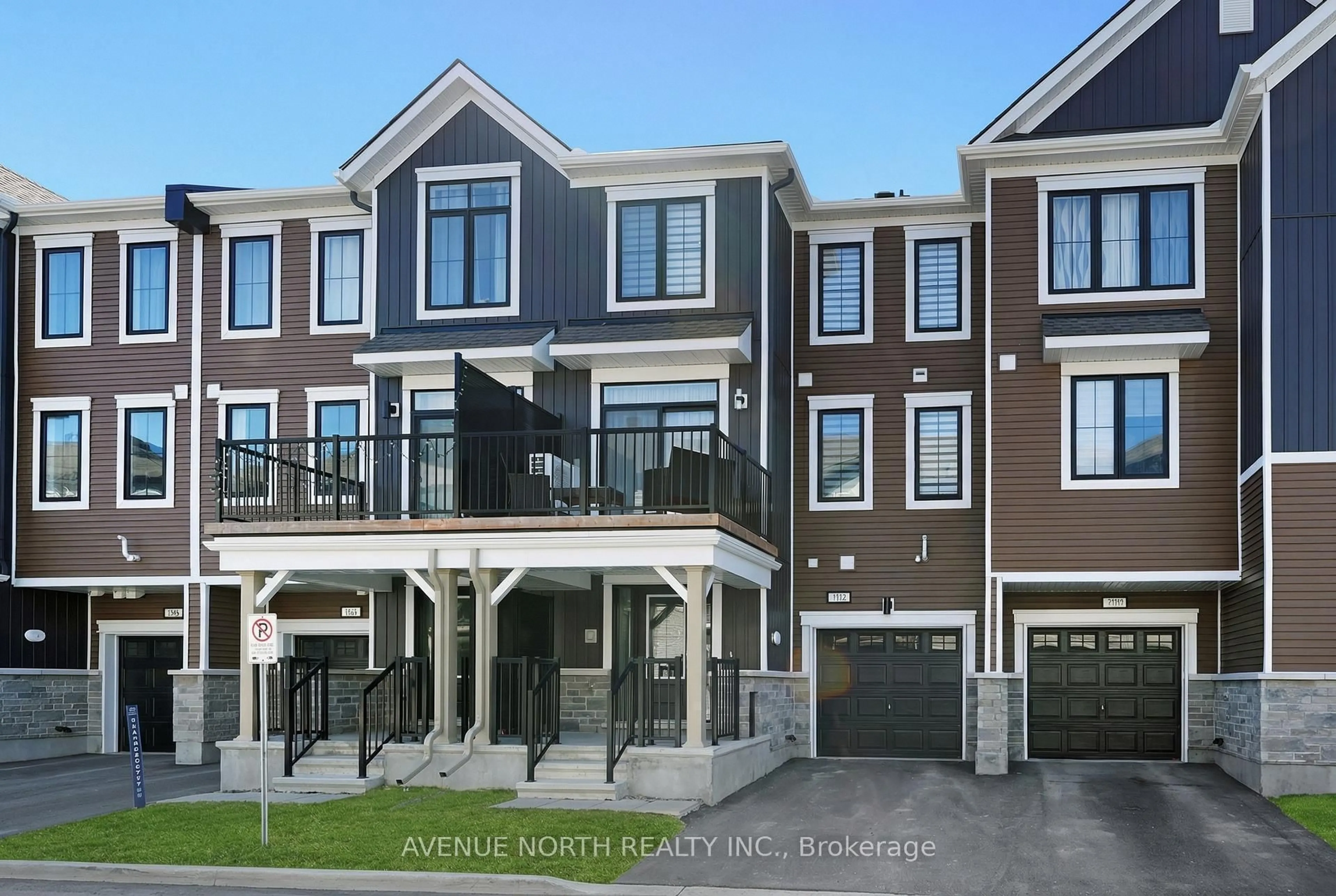 Unknown for 702 Hydrus Private, Ottawa Ontario K2J 7J6