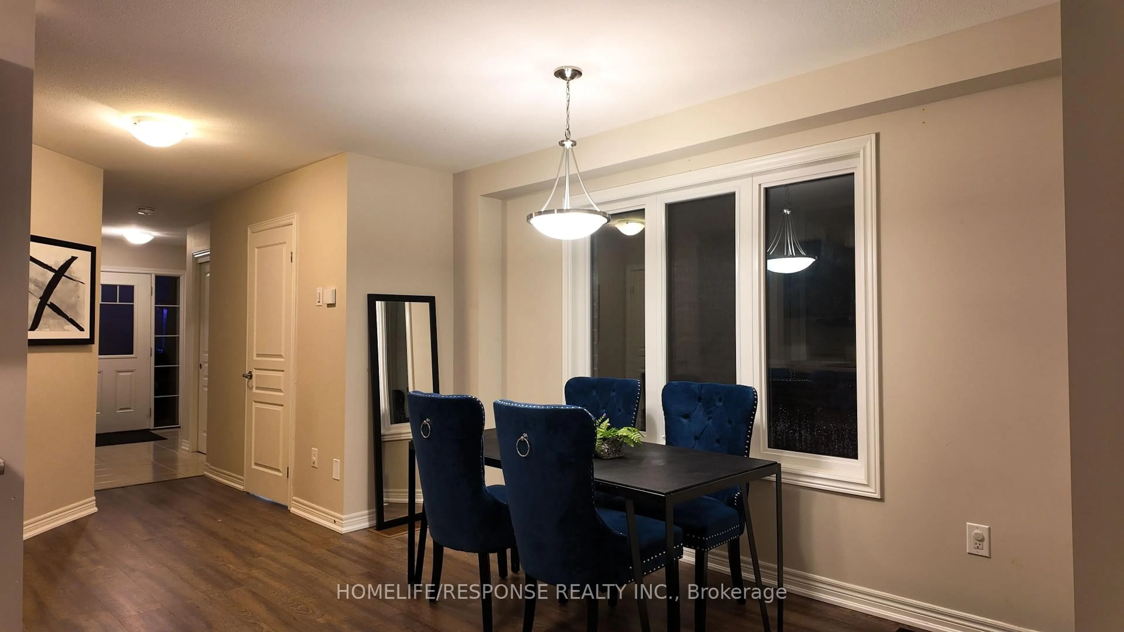 Dining room, wood/laminate floor for 4451 Eclipse Way, Niagara Falls Ontario L2G 0G3