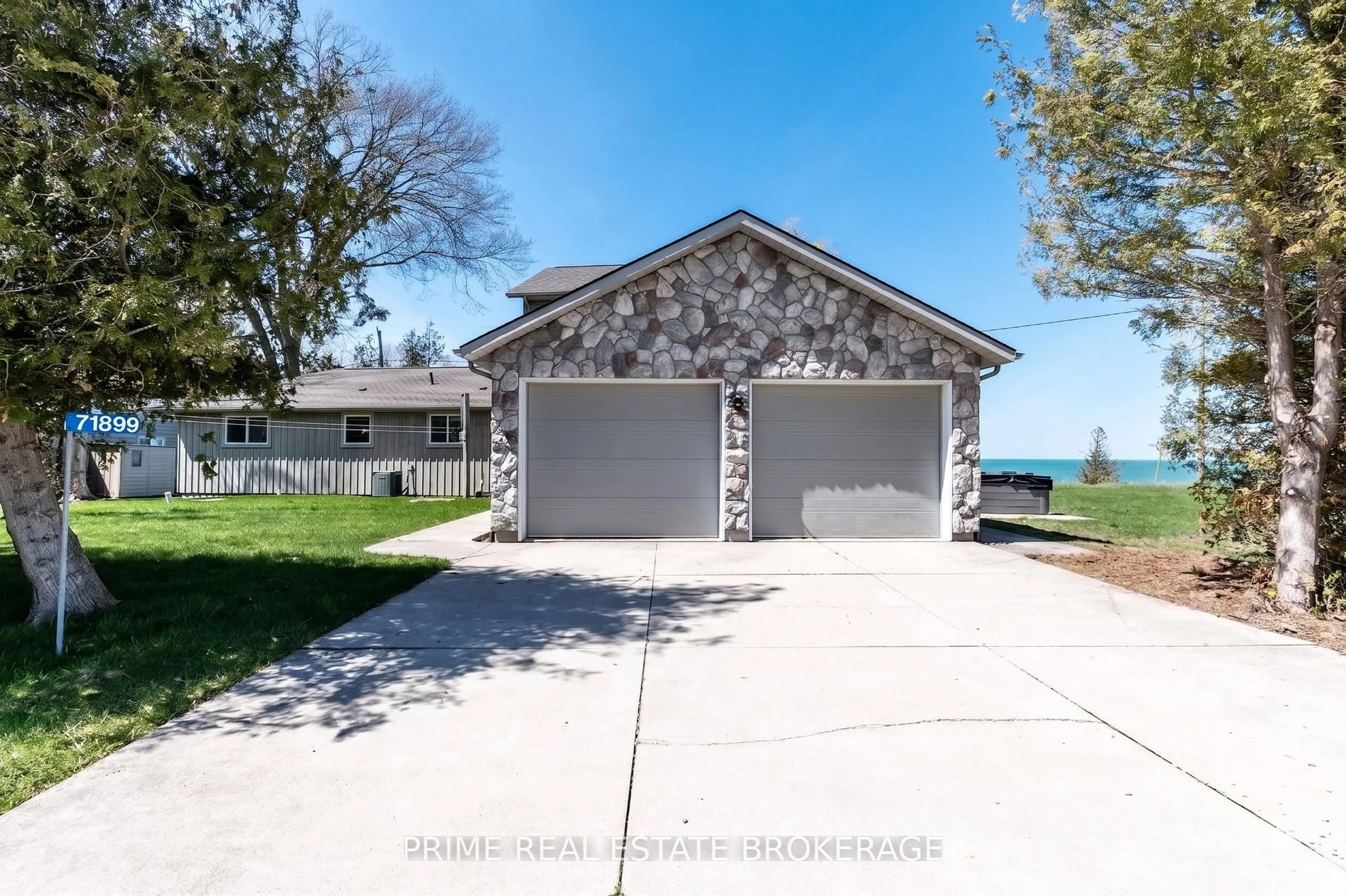Unknown for 71899 Sunridge Cres, Bluewater Ontario N0M 1N0