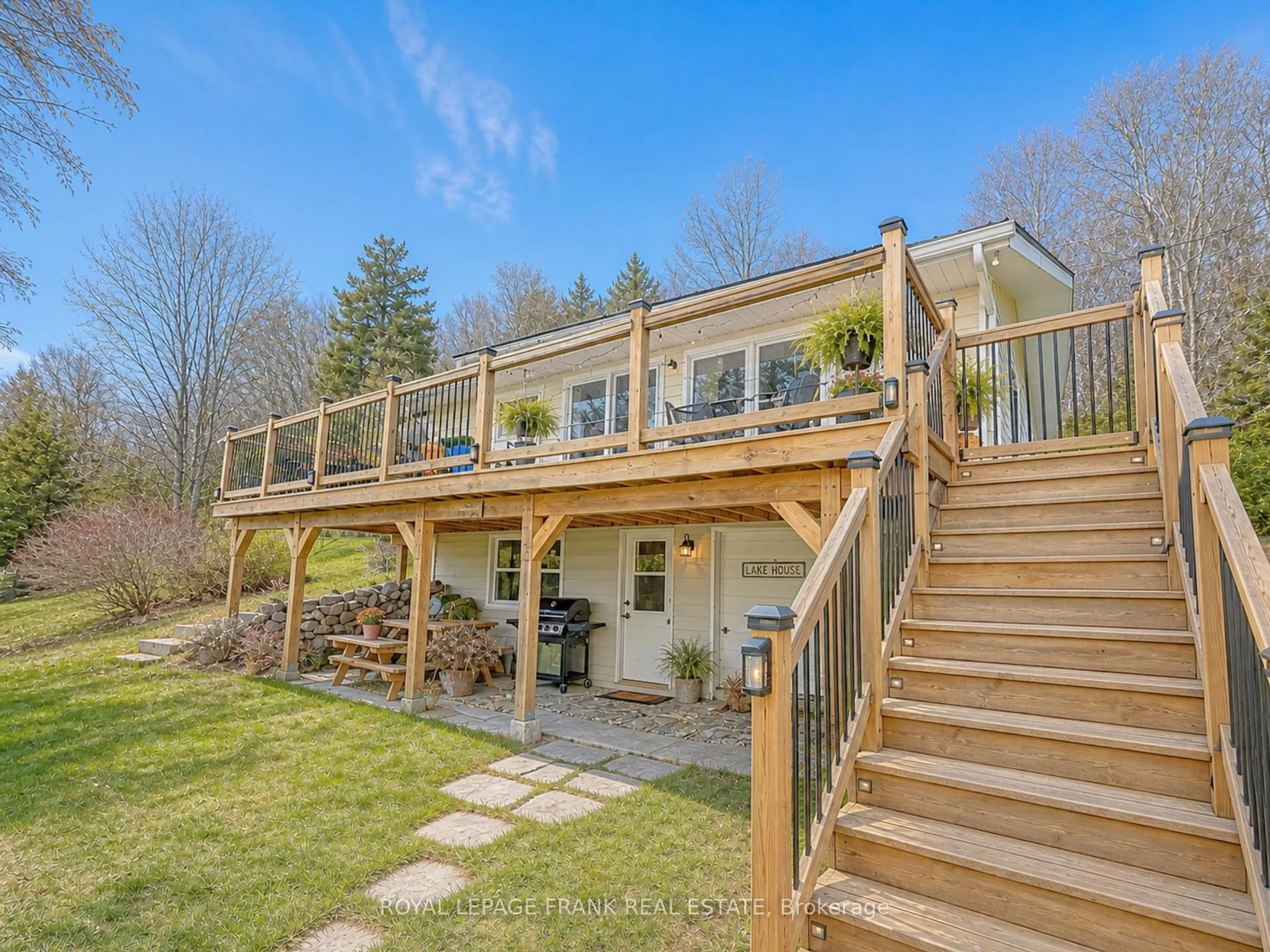 A pic from outside/outdoor area/front of a property/back of a property/a pic from drone, mountain view for 929 Baxter Rd, Trent Hills Ontario K0L 1Y0