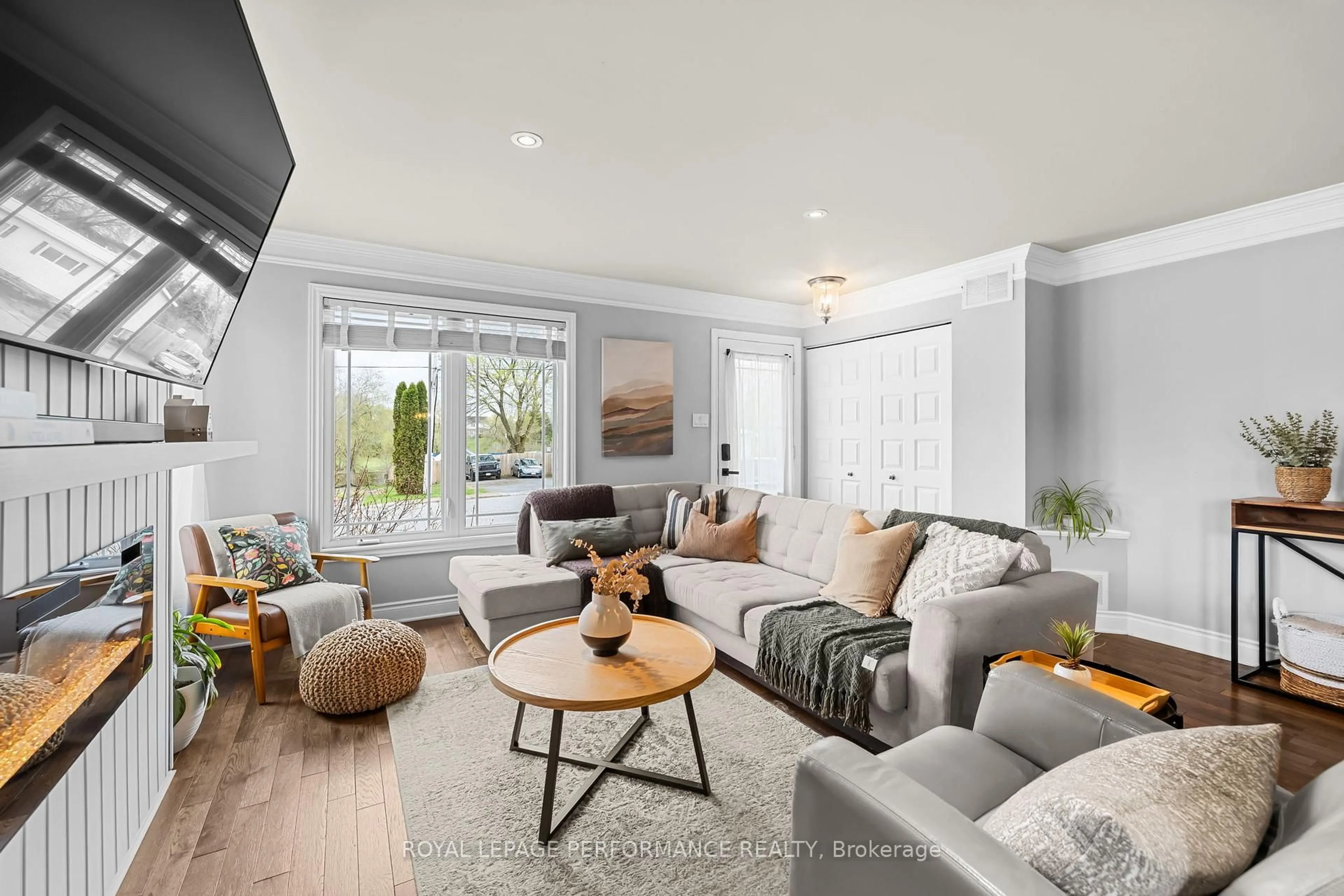 Living room with furniture, unknown for 3 Machabee St, The Nation Ontario K0A 3C0