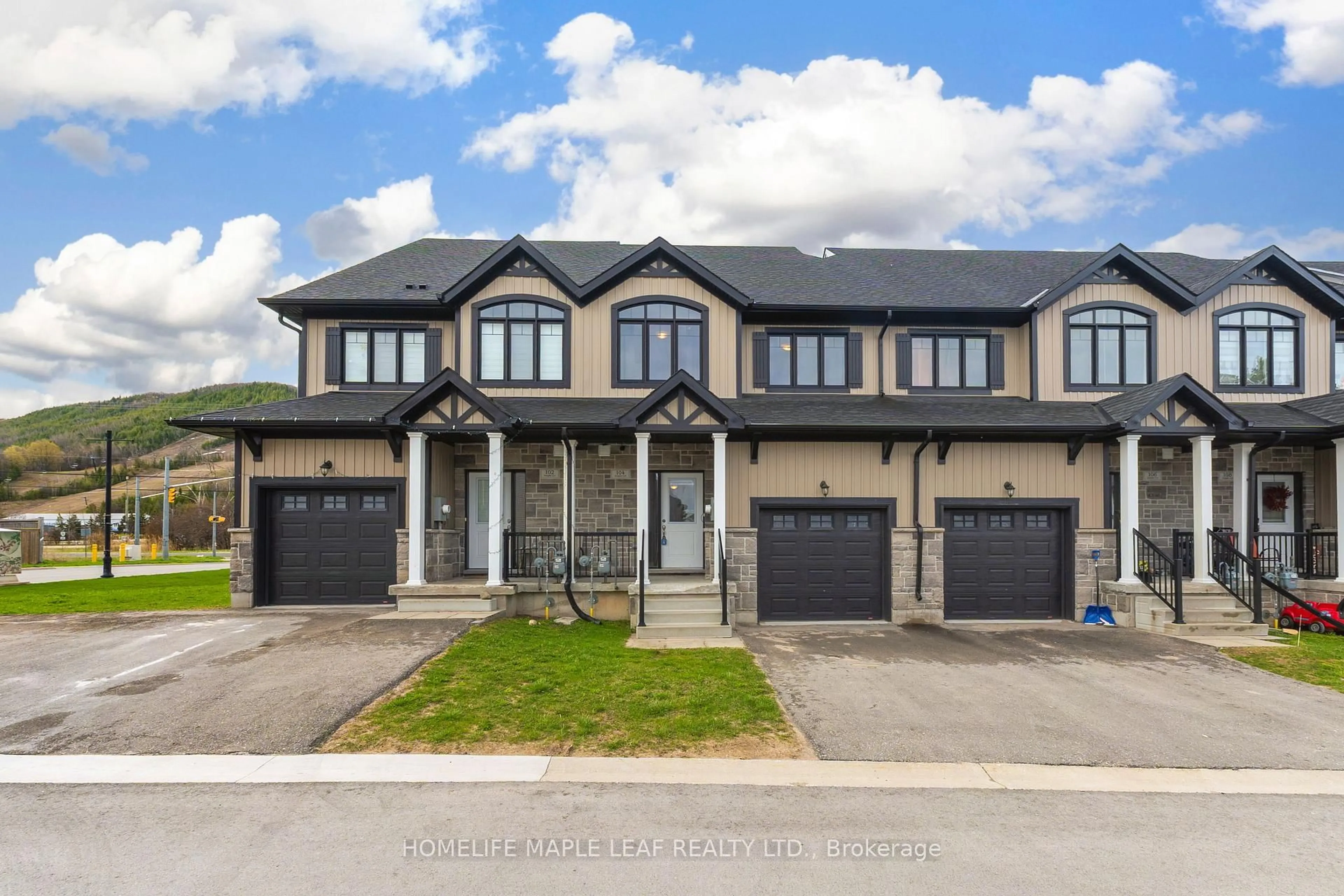 Home with brick exterior material, street for 104 Delphi Crt, Blue Mountains Ontario N0H 1J0