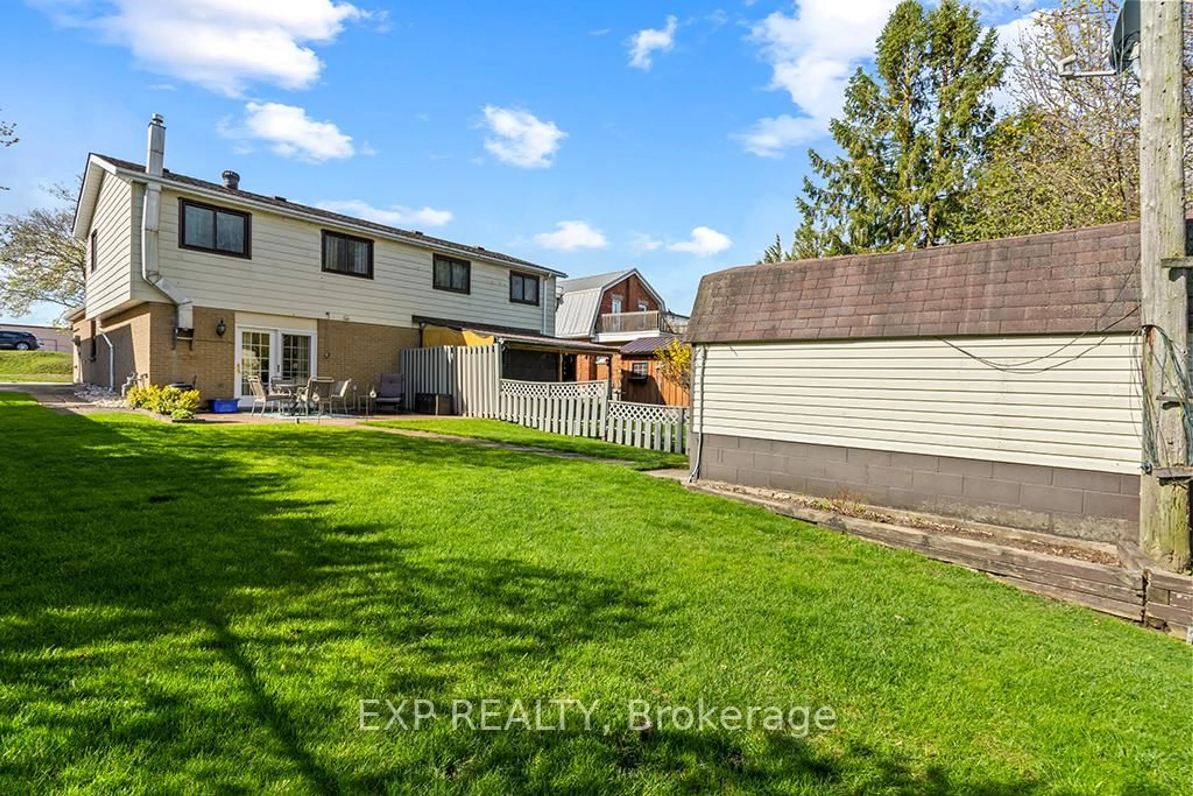 A pic from outside/outdoor area/front of a property/back of a property/a pic from drone, water/lake/river/ocean view for 704 11th St, Hanover Ontario N4N 3J4