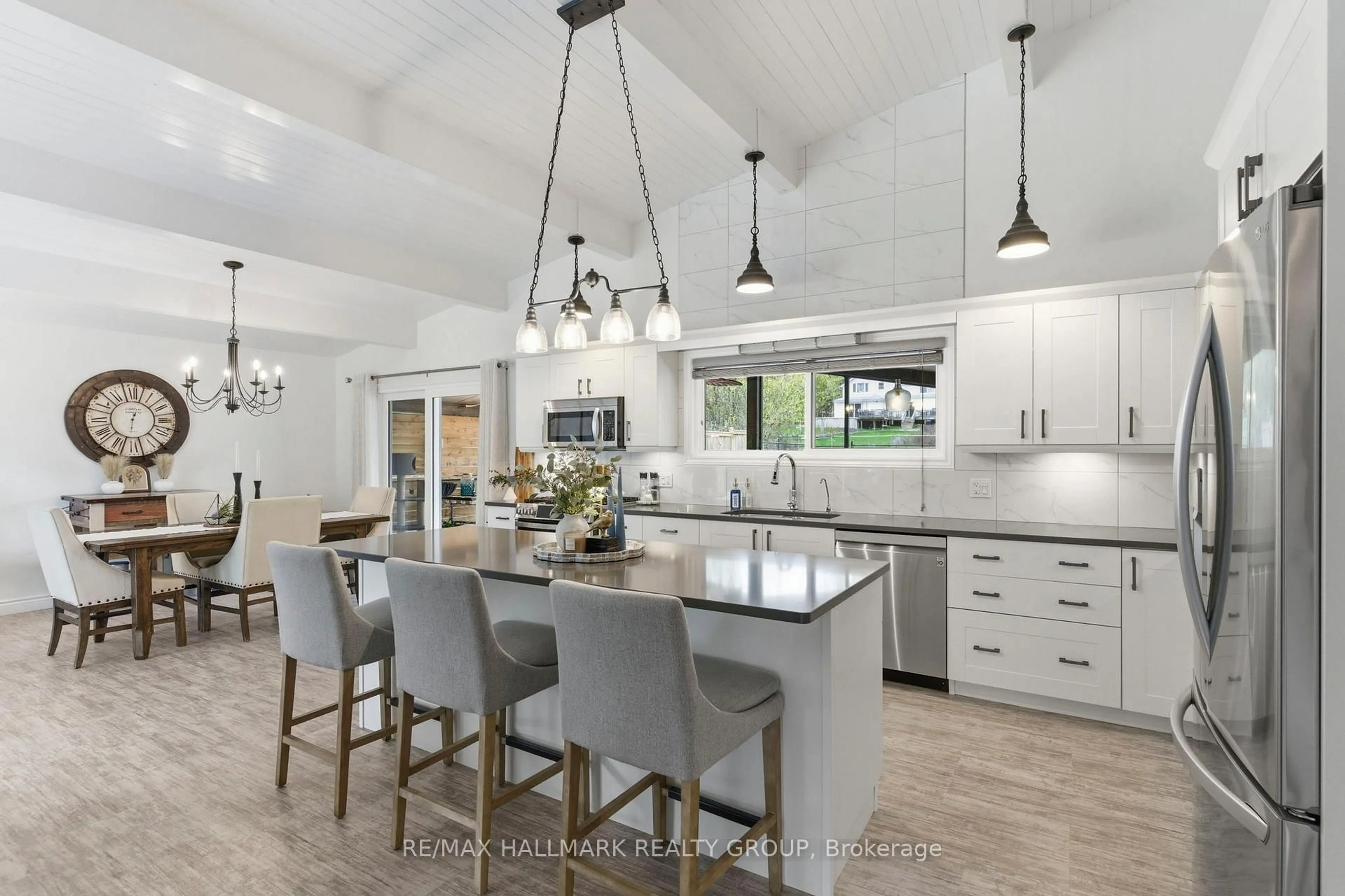 Open concept kitchen, ceramic/tile floor for 1110 Keeler Terr, Augusta Ontario K6V 5T1