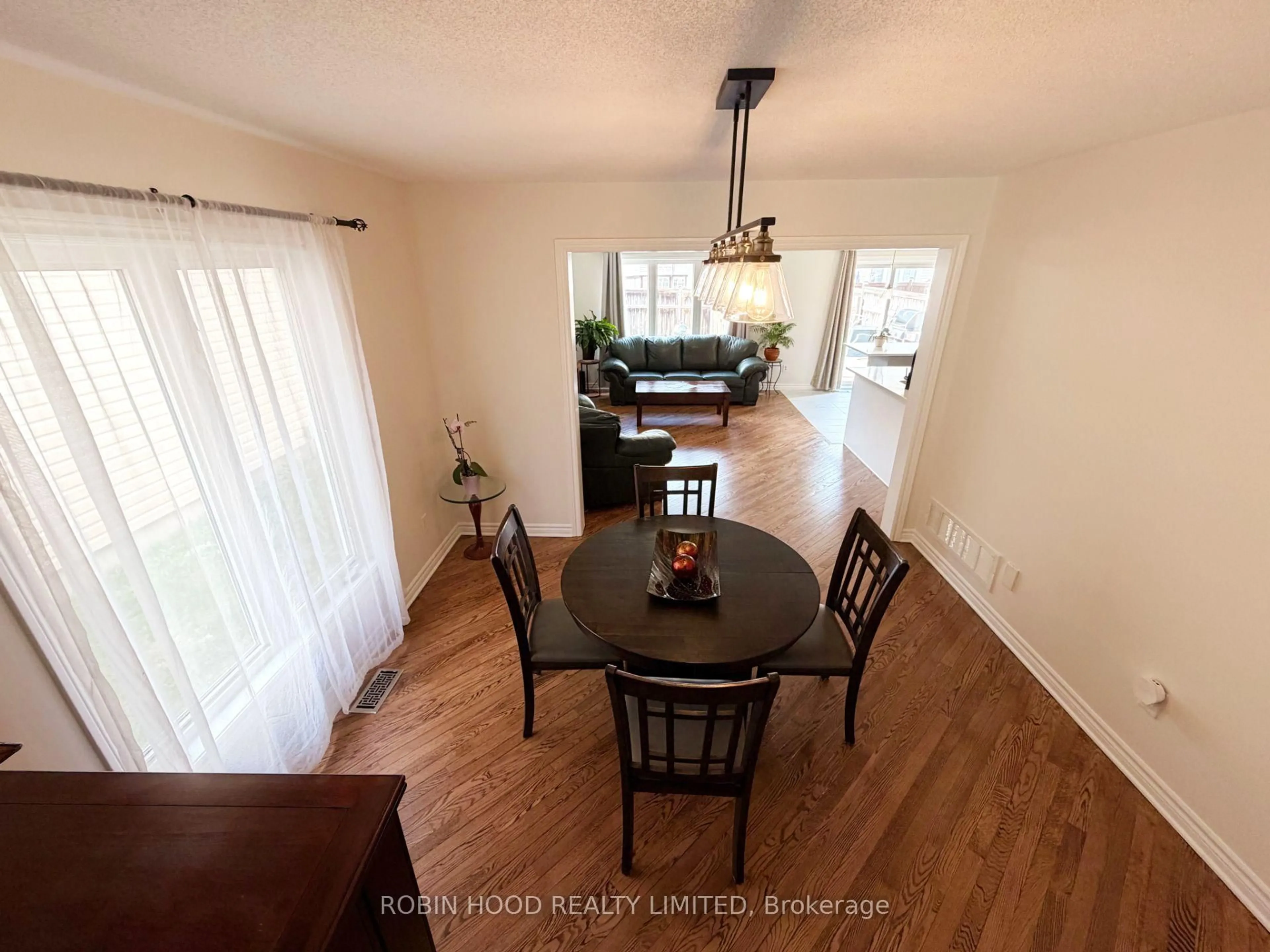 Dining room, wood/laminate floor for 3631 Cambrian Rd, Ottawa Ontario K2J 0S6