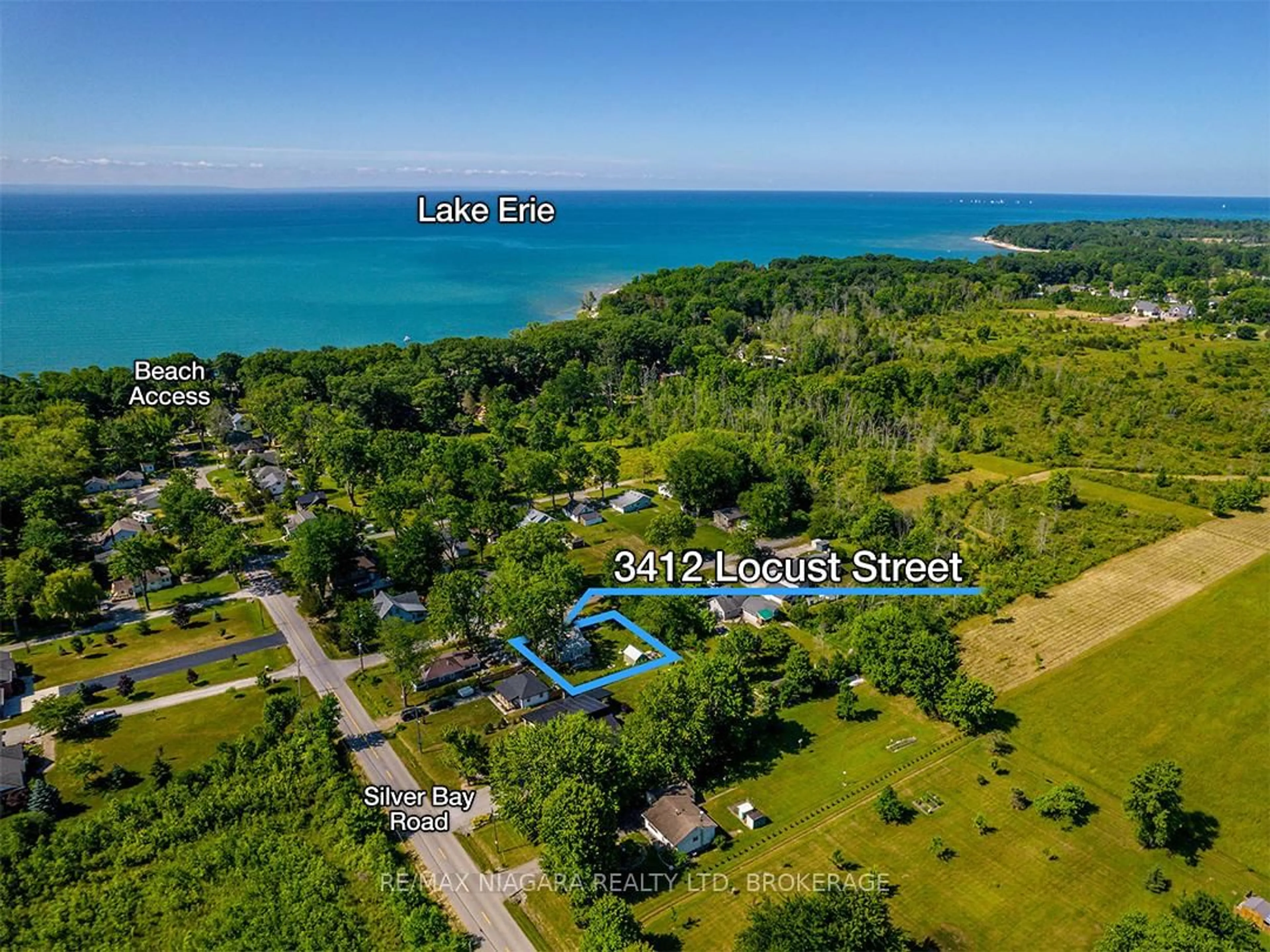 A pic from outside/outdoor area/front of a property/back of a property/a pic from drone, water/lake/river/ocean view for 3412 Locust St, Port Colborne Ontario L3K 5V3