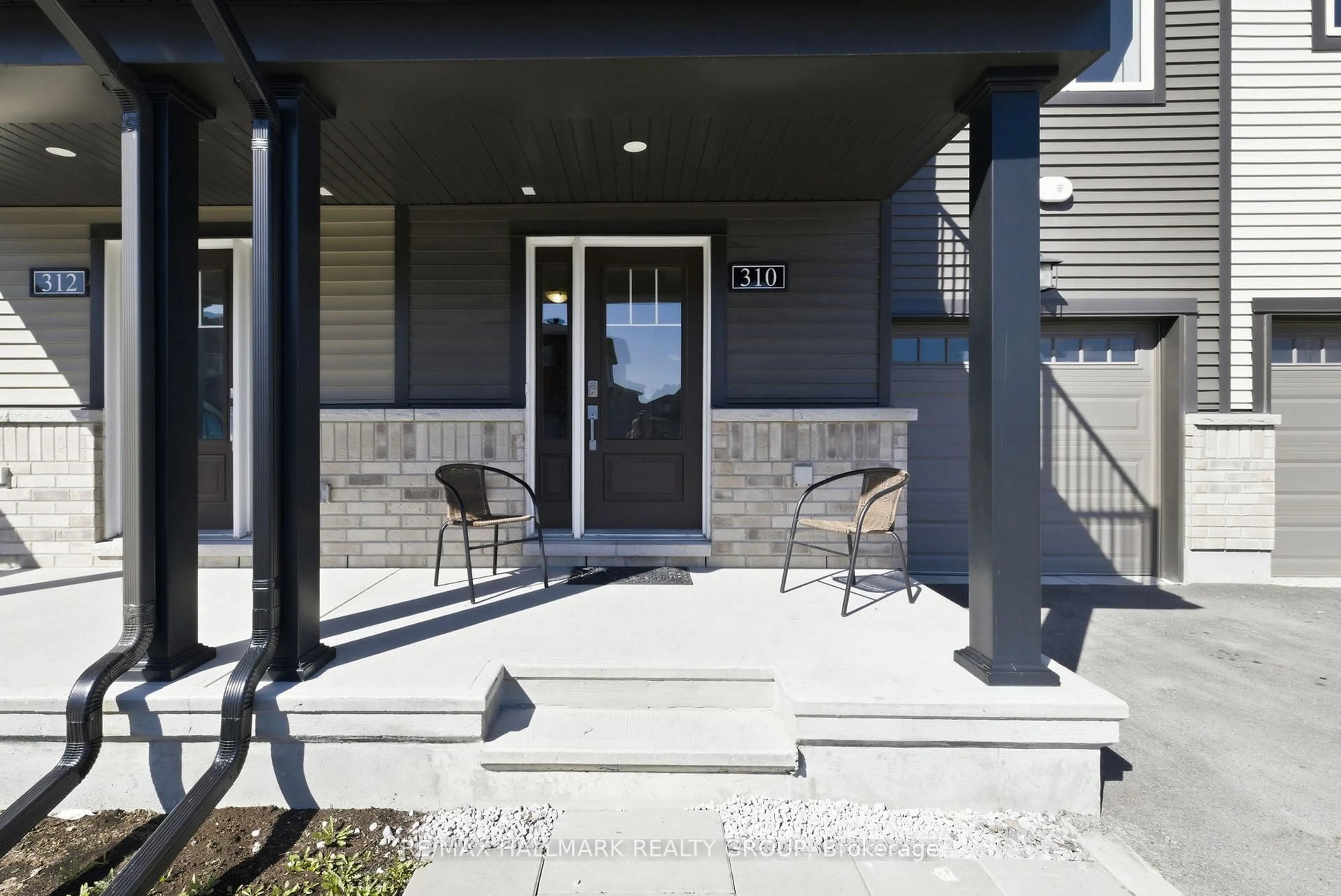 Patio, unknown for 310 Shepperton St, Ottawa Ontario K4A 5K9