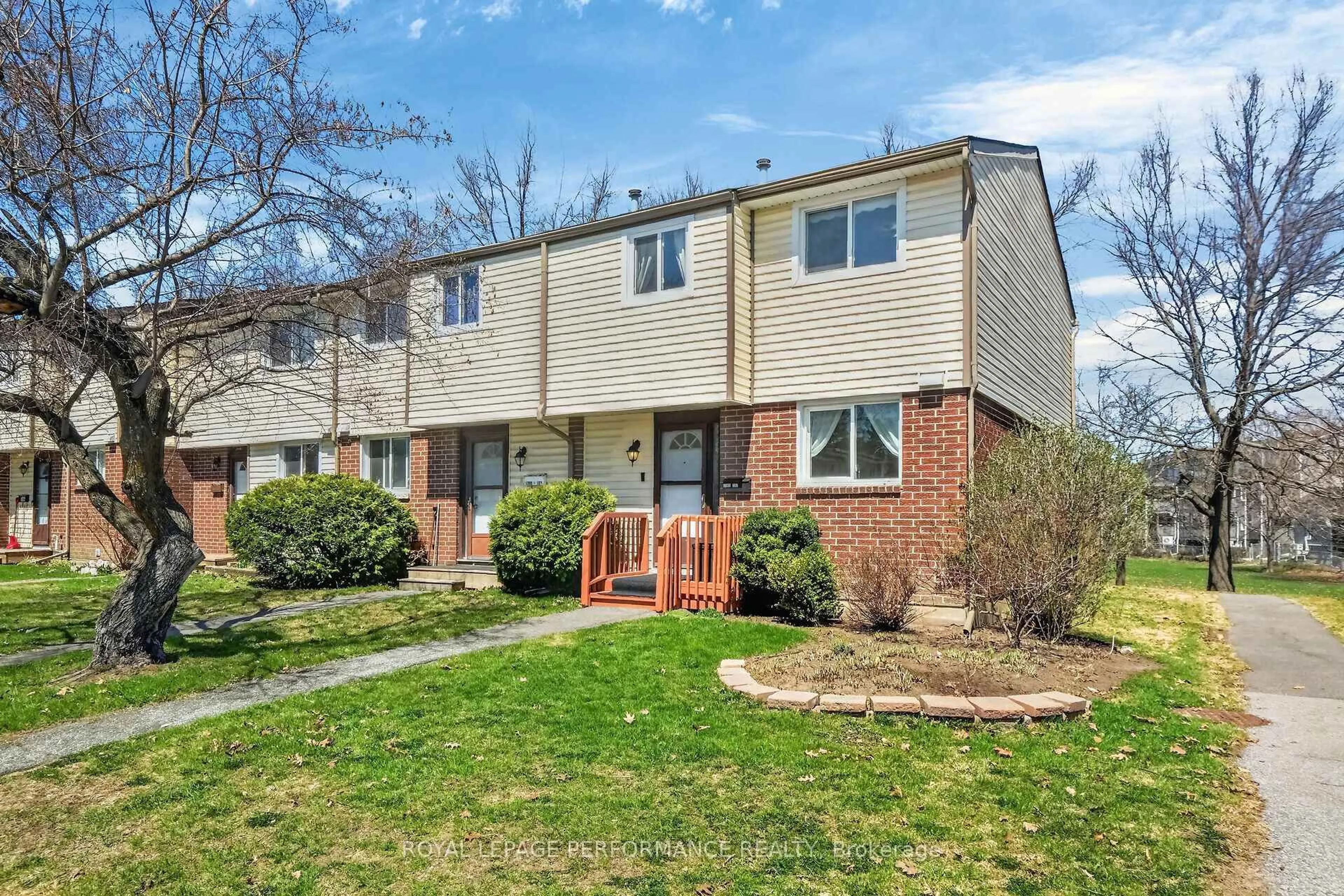 Home with vinyl exterior material, street for 1389 Palmerston Dr #108, Ottawa Ontario K1J 8N9