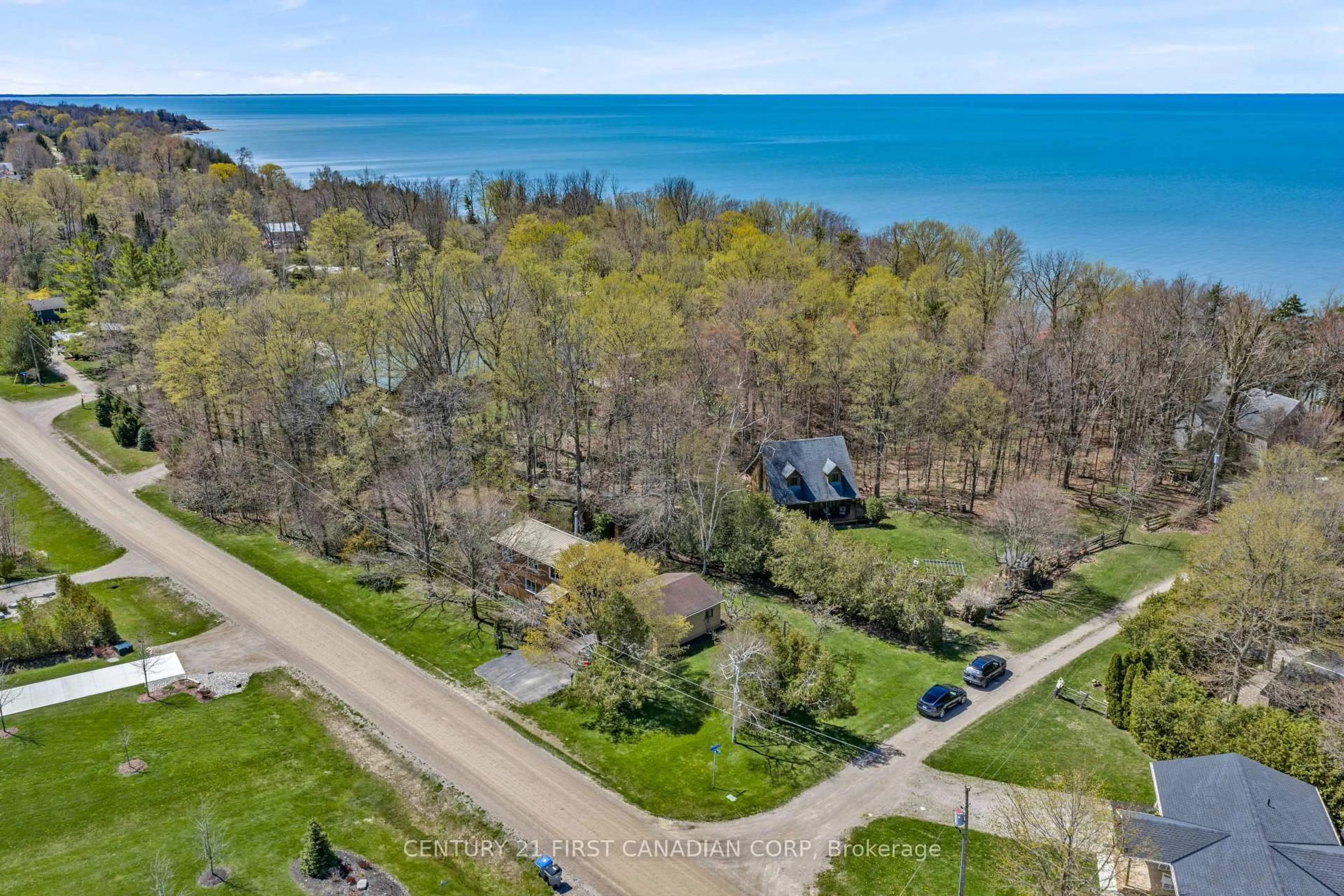 A pic from outside/outdoor area/front of a property/back of a property/a pic from drone, water/lake/river/ocean view for 74387 Driftwood Dr, Bluewater Ontario N0M 1G0