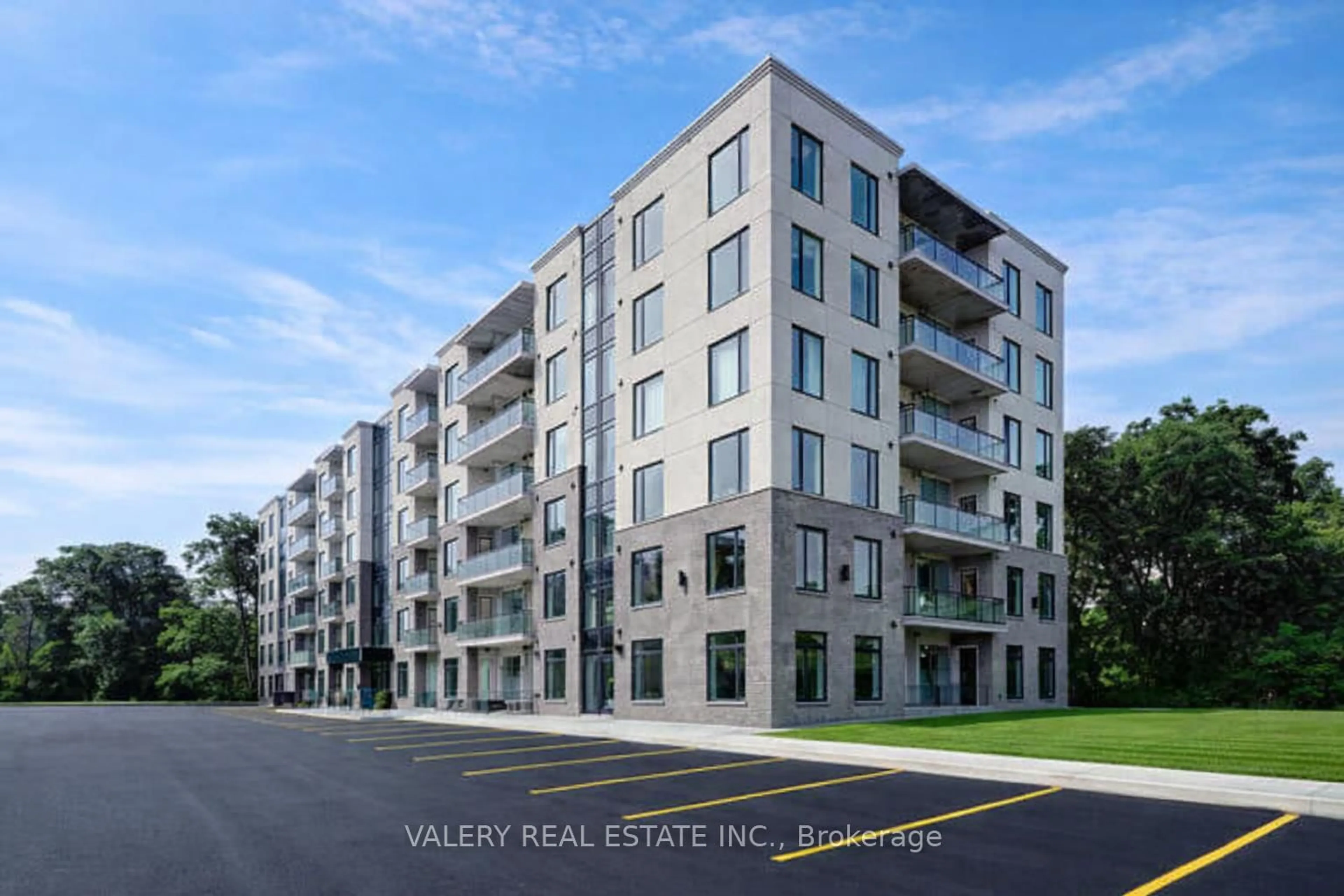A pic from outside/outdoor area/front of a property/back of a property/a pic from drone, unknown for 103 Roger St #102, Waterloo Ontario N2J 1A4