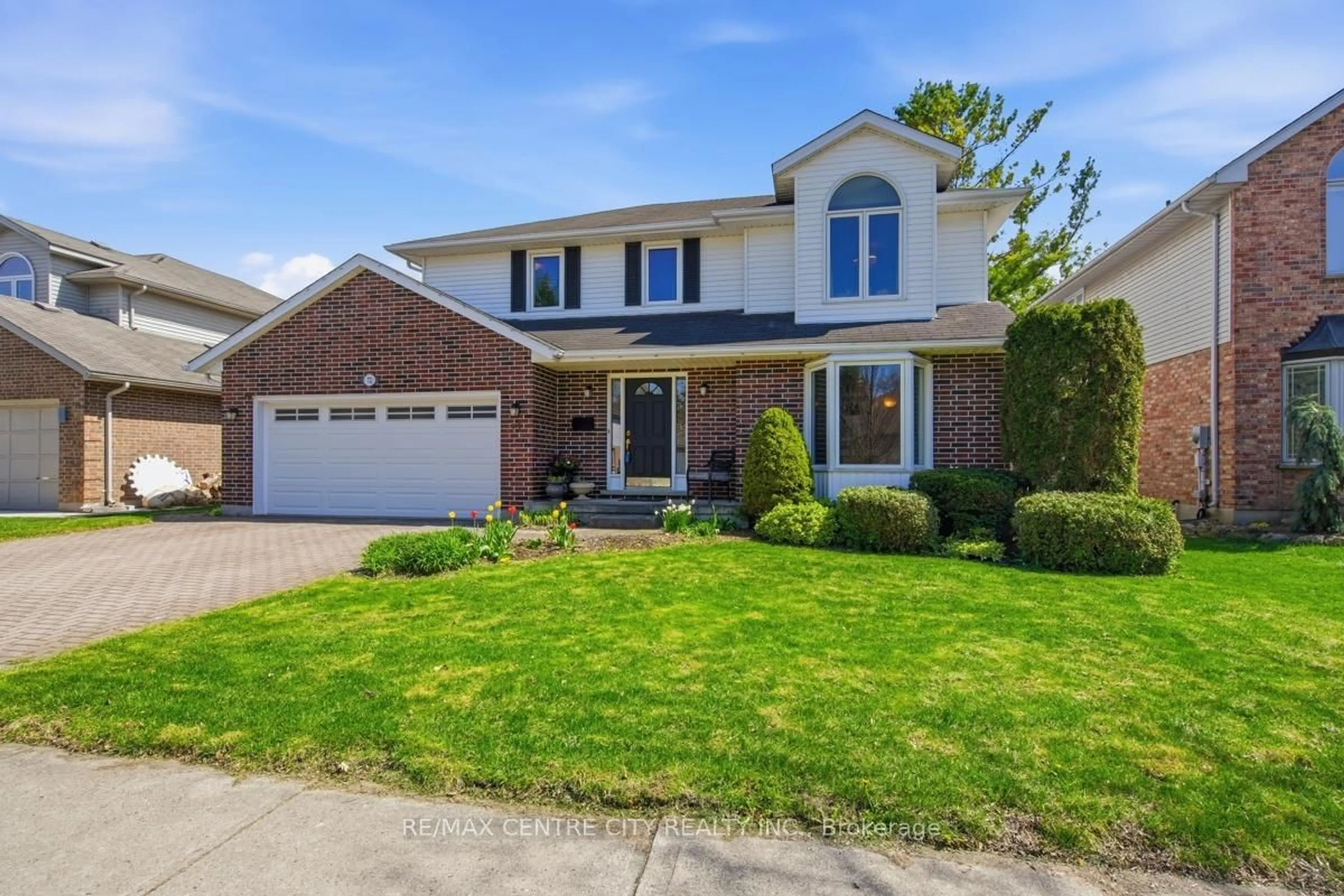 Home with brick exterior material, street for 72 Robinson Lane, London North Ontario N5X 3V4