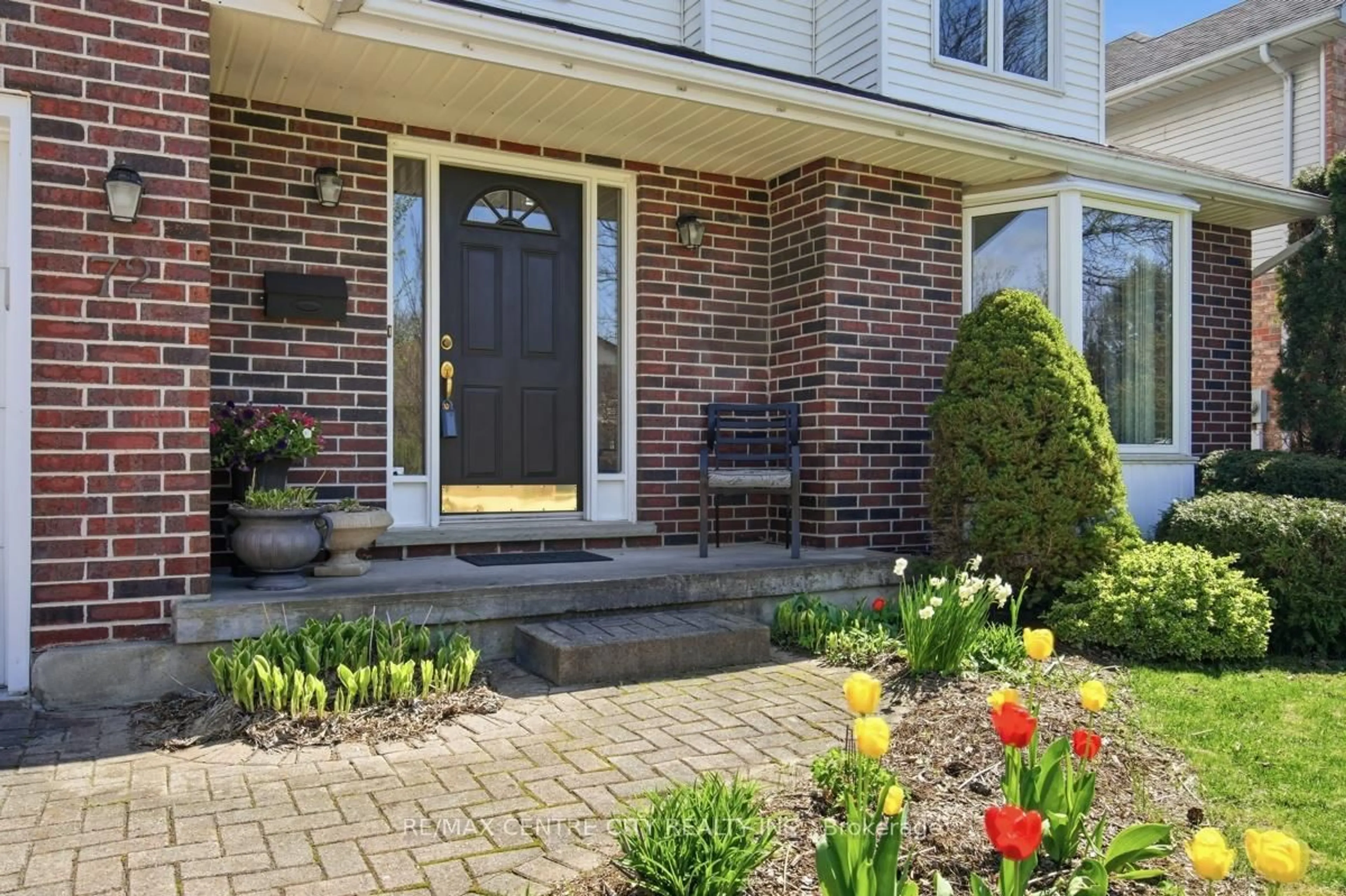 Home with brick exterior material, street for 72 Robinson Lane, London North Ontario N5X 3V4