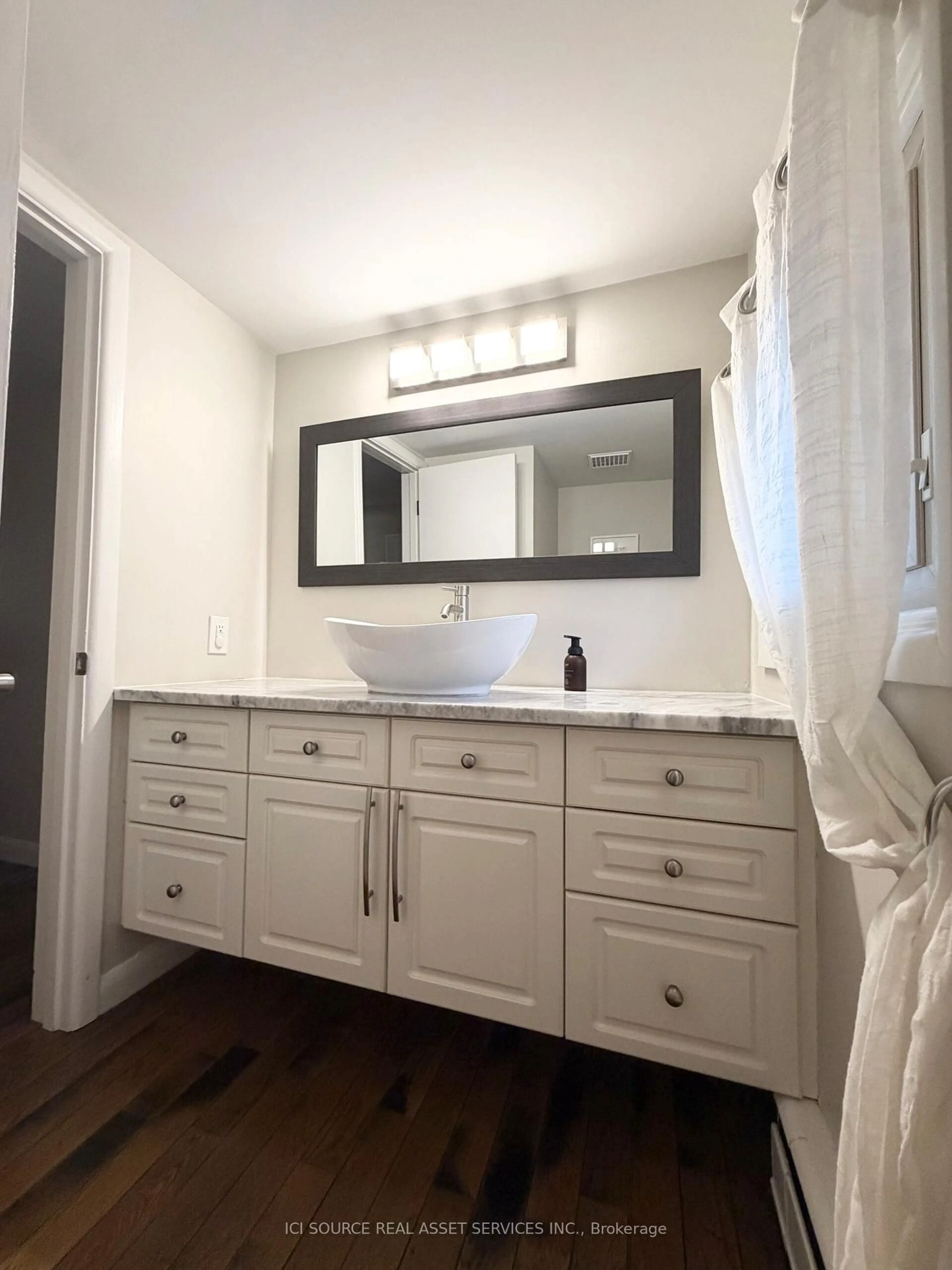 Contemporary bathroom, unknown for 278 Andrew St, South Huron Ontario N0M 1S0