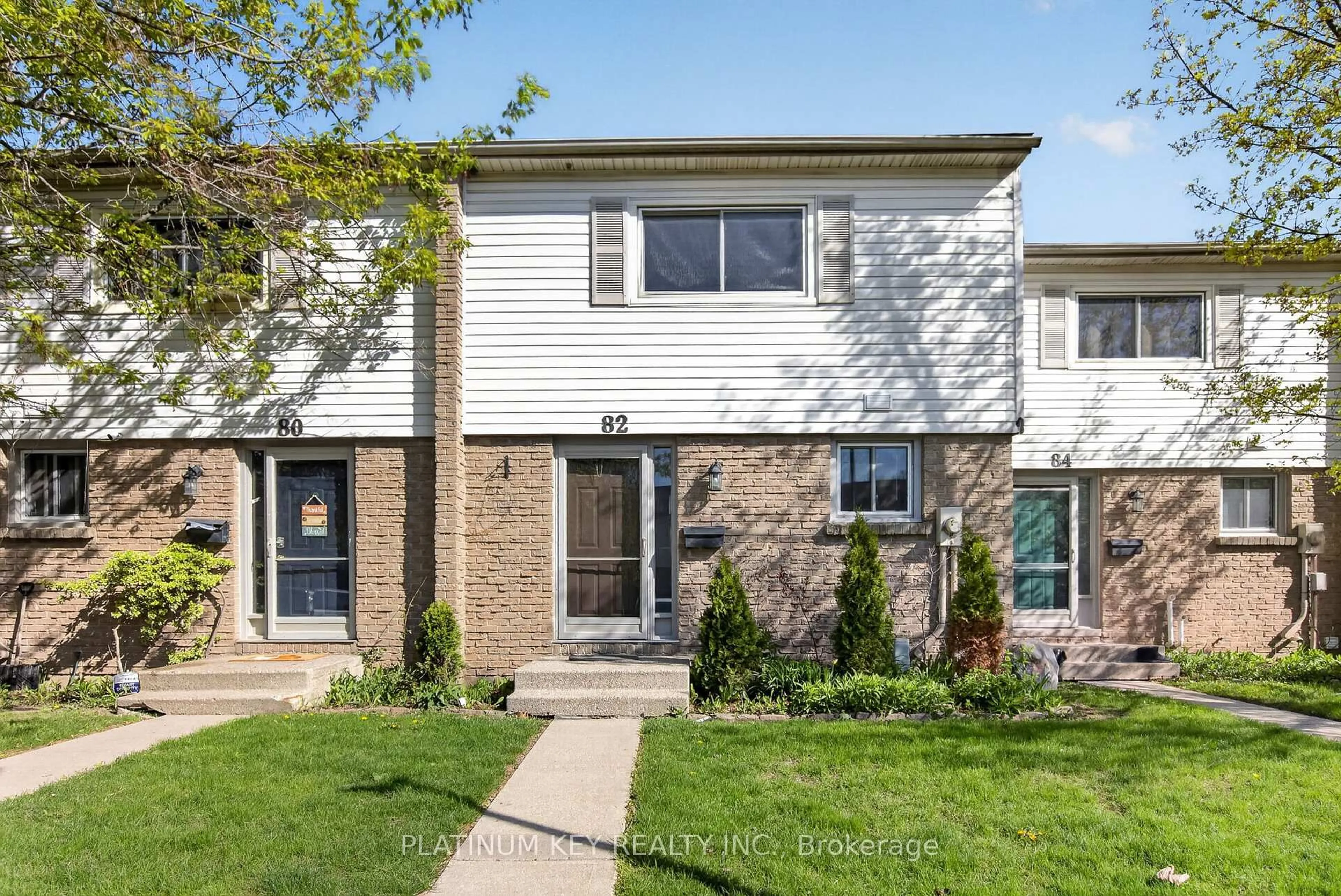 Home with brick exterior material, street for 1600 Culver Dr #82, London East Ontario N5V 3H5