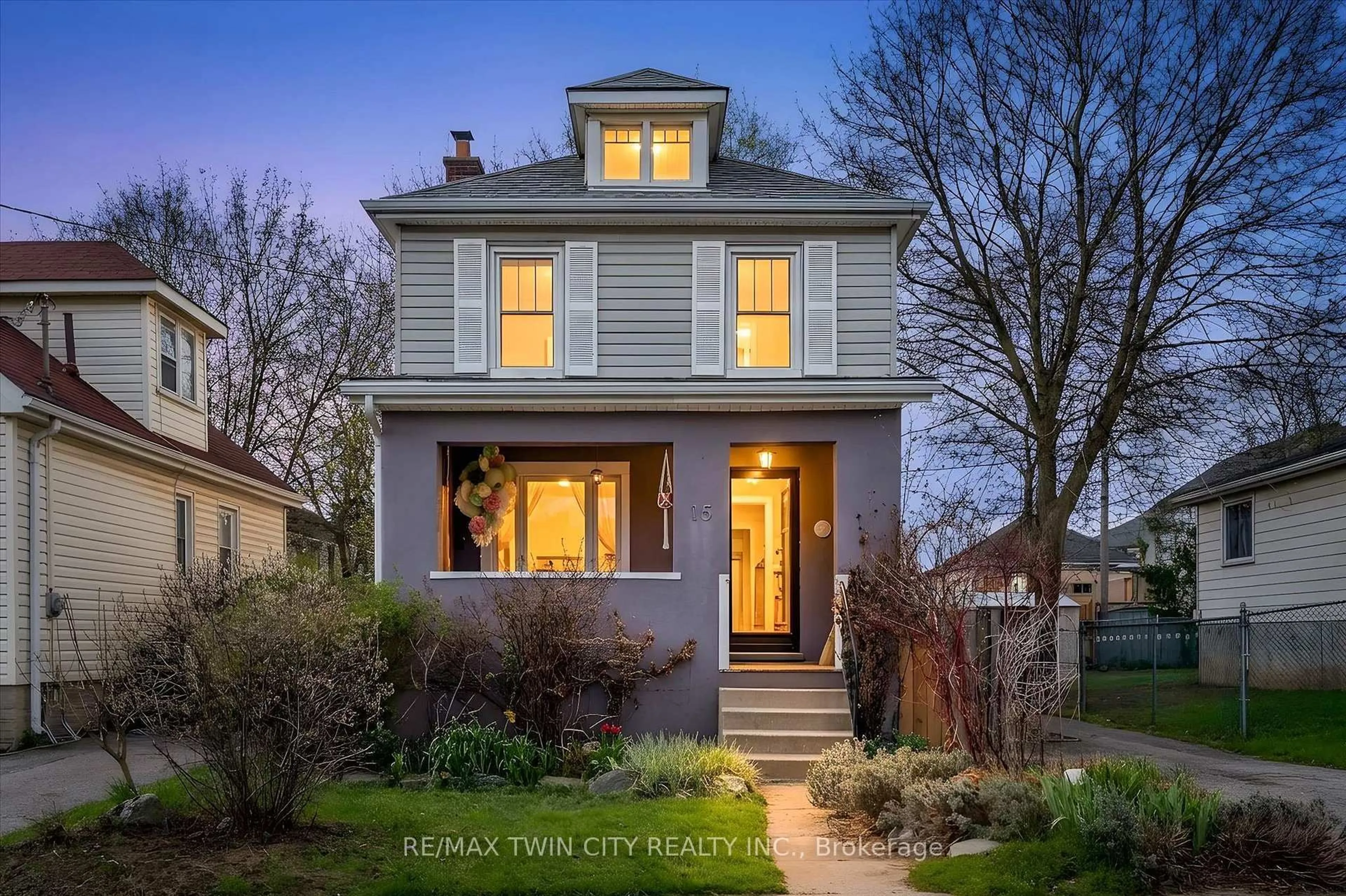 Home with brick exterior material, street for 15 Waterside Ave, Cambridge Ontario N1R 1E8
