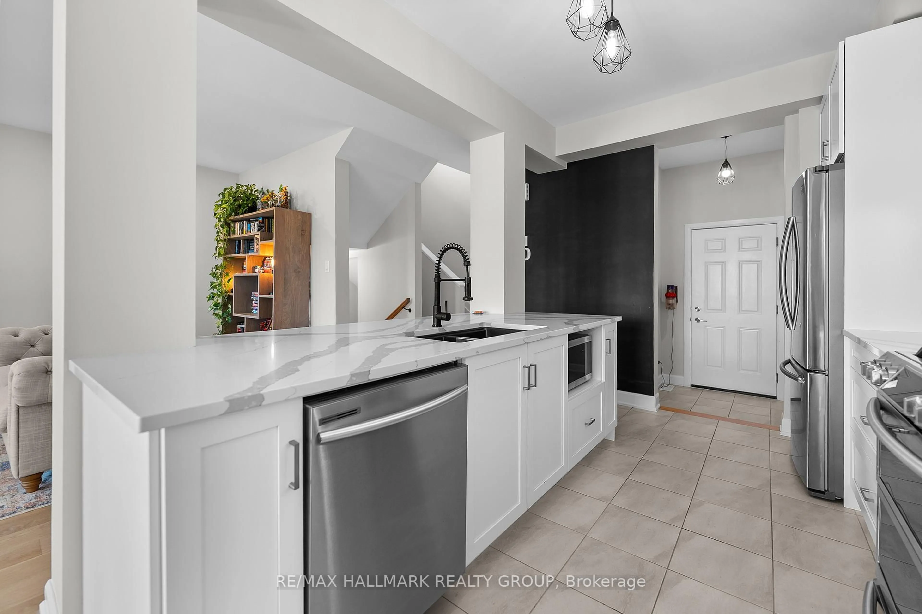 Unknown for 96 Cantle Cres, Richmond Ontario K0A 2Z0