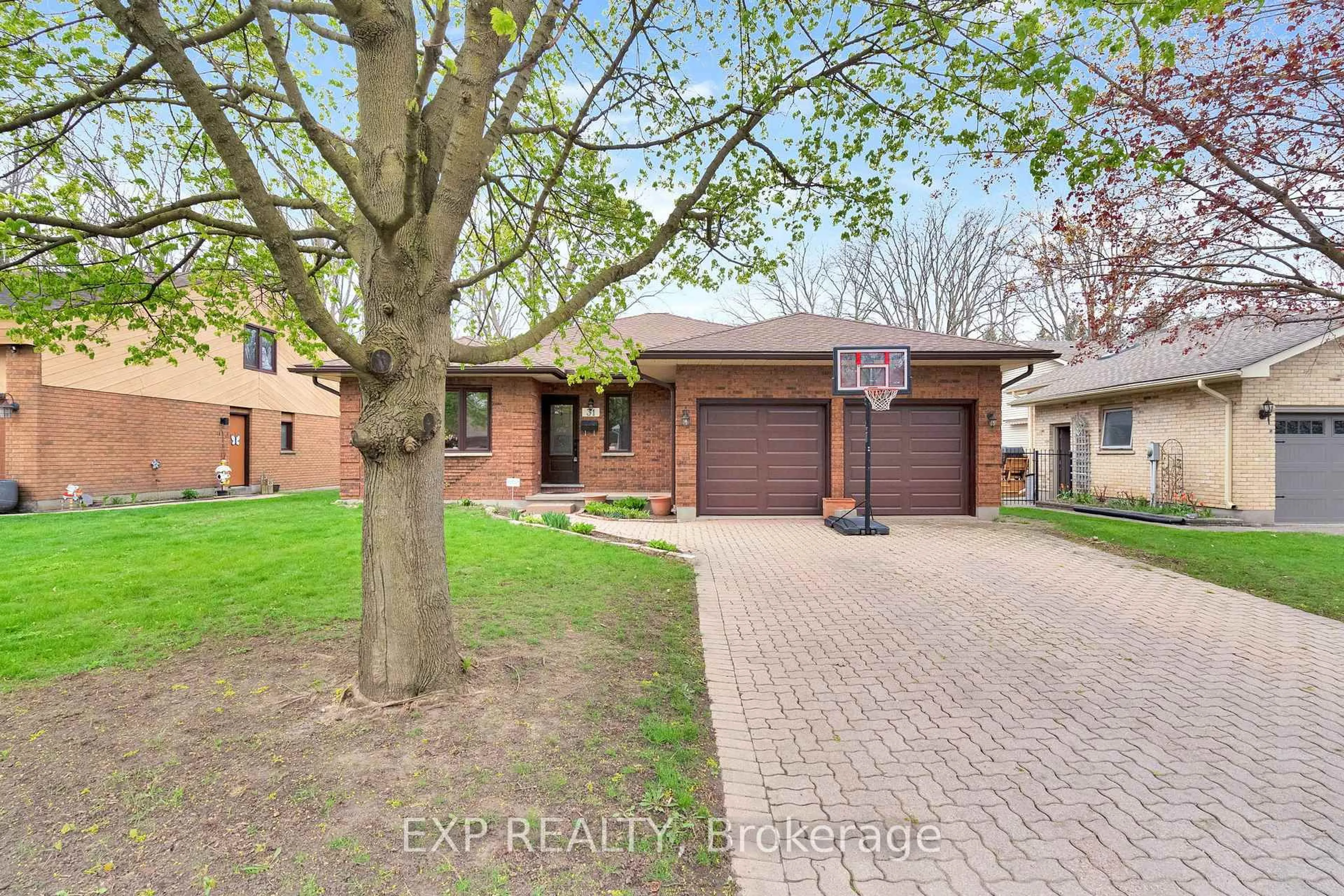 Home with brick exterior material, street for 31 Moffat Cres, London East Ontario N5W 5X2
