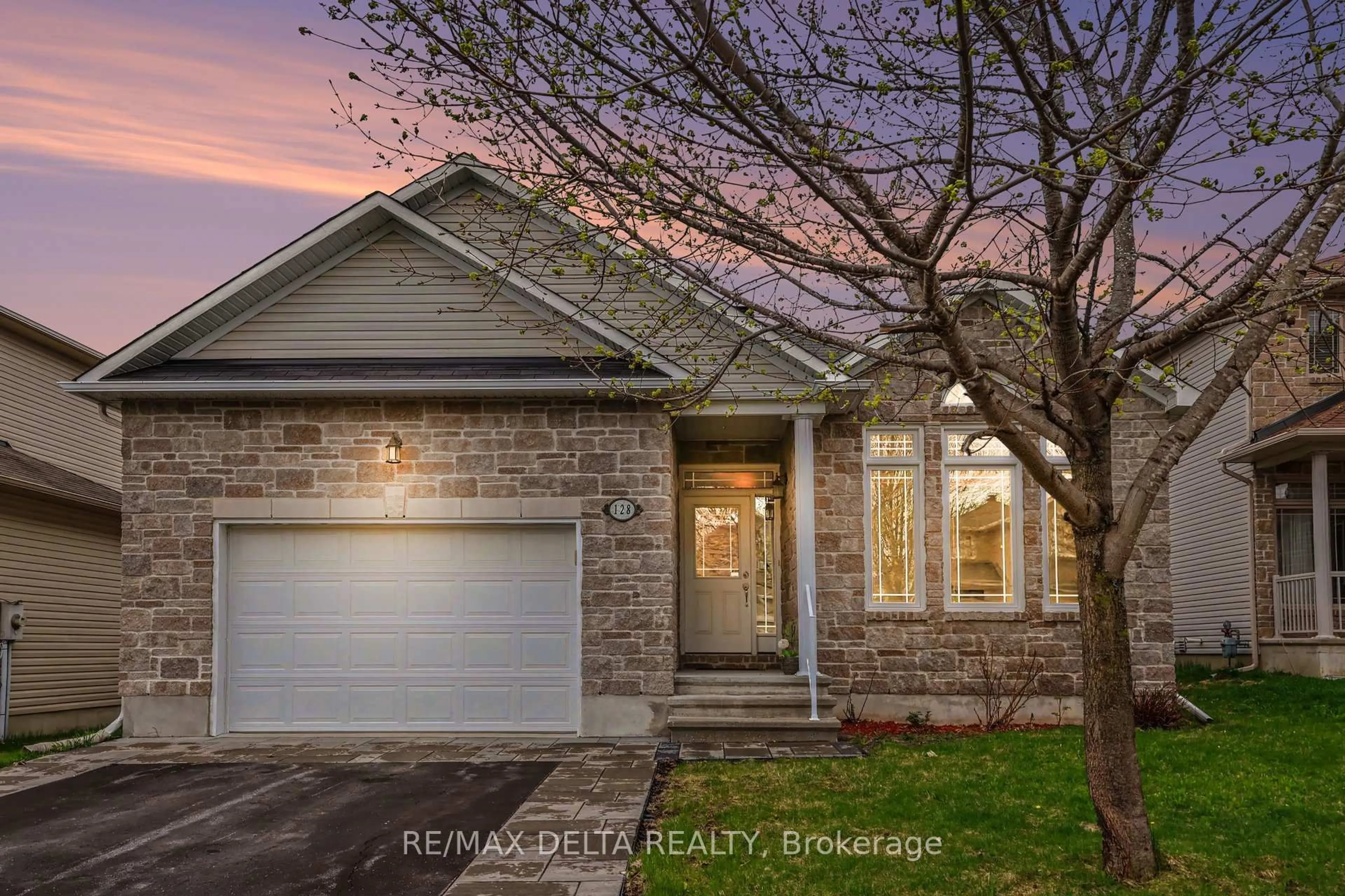 Home with brick exterior material, street for 128 Topaze Cres, Clarence-Rockland Ontario K4K 0E3
