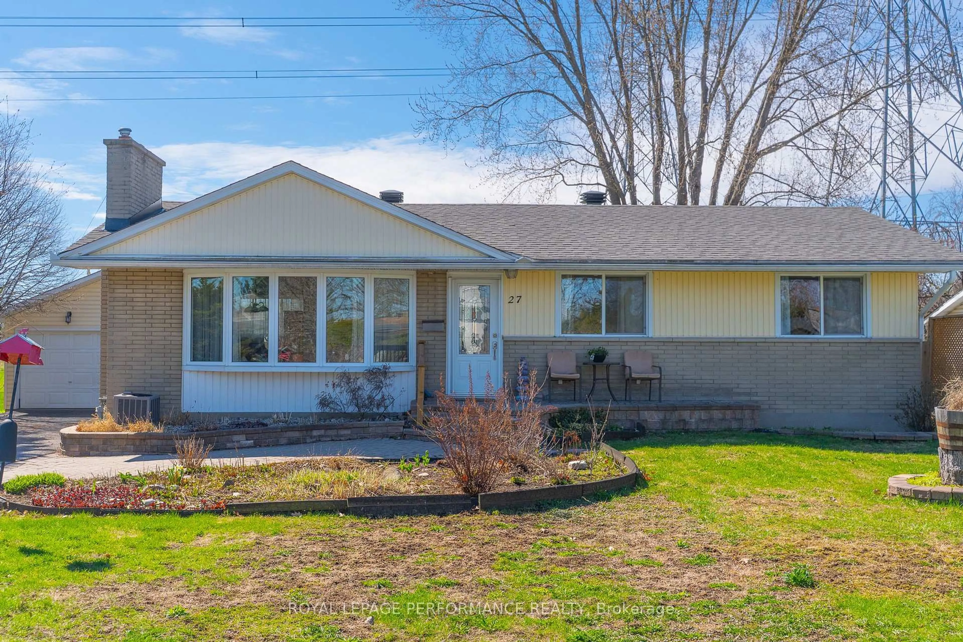 Home with vinyl exterior material, street for 27 Ilkley Cres, Ottawa Ontario K2G 0W6