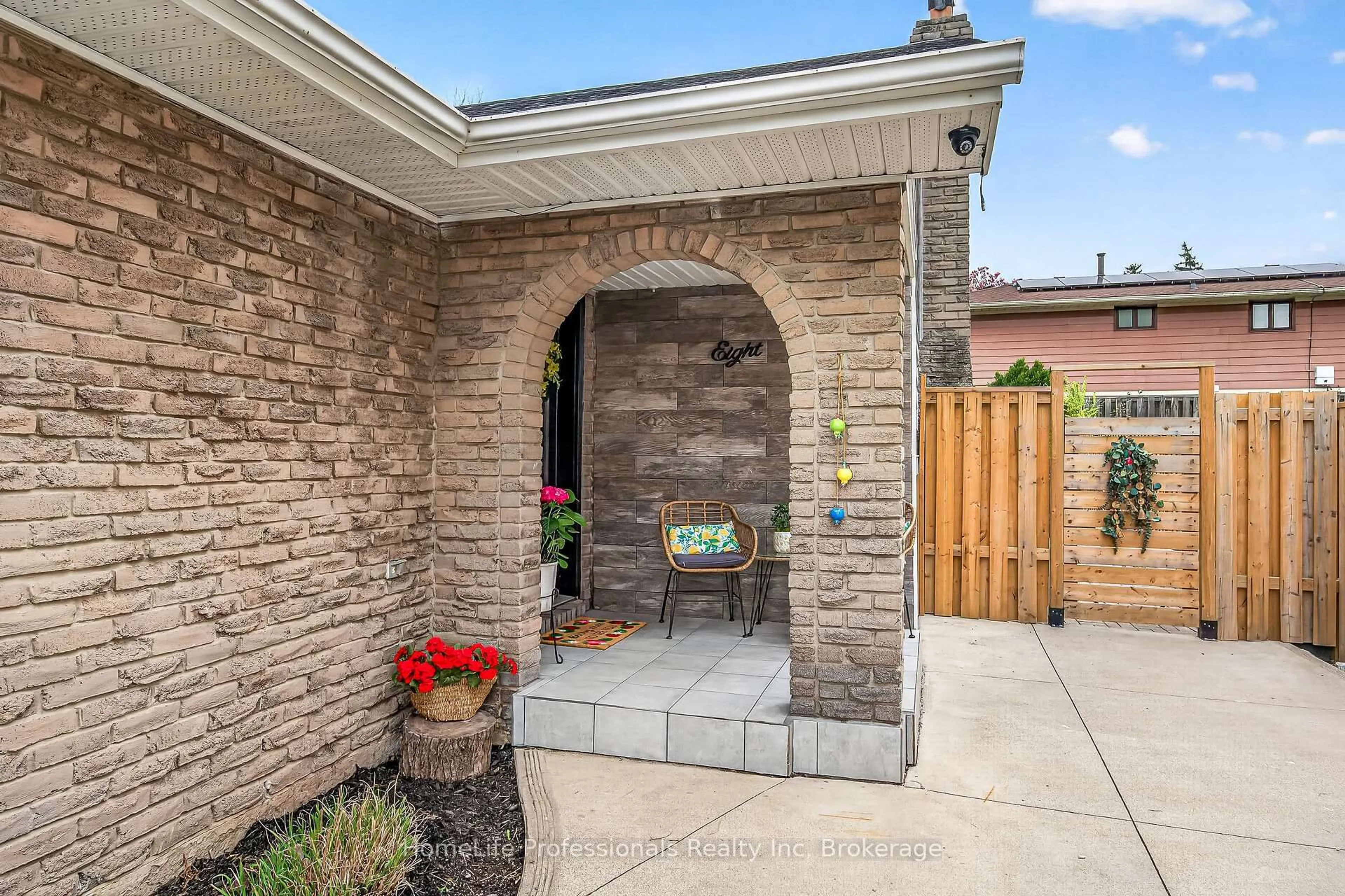 Home with brick exterior material, street for 8 FORESTGATE Ave, Hamilton Ontario L9C 6A3