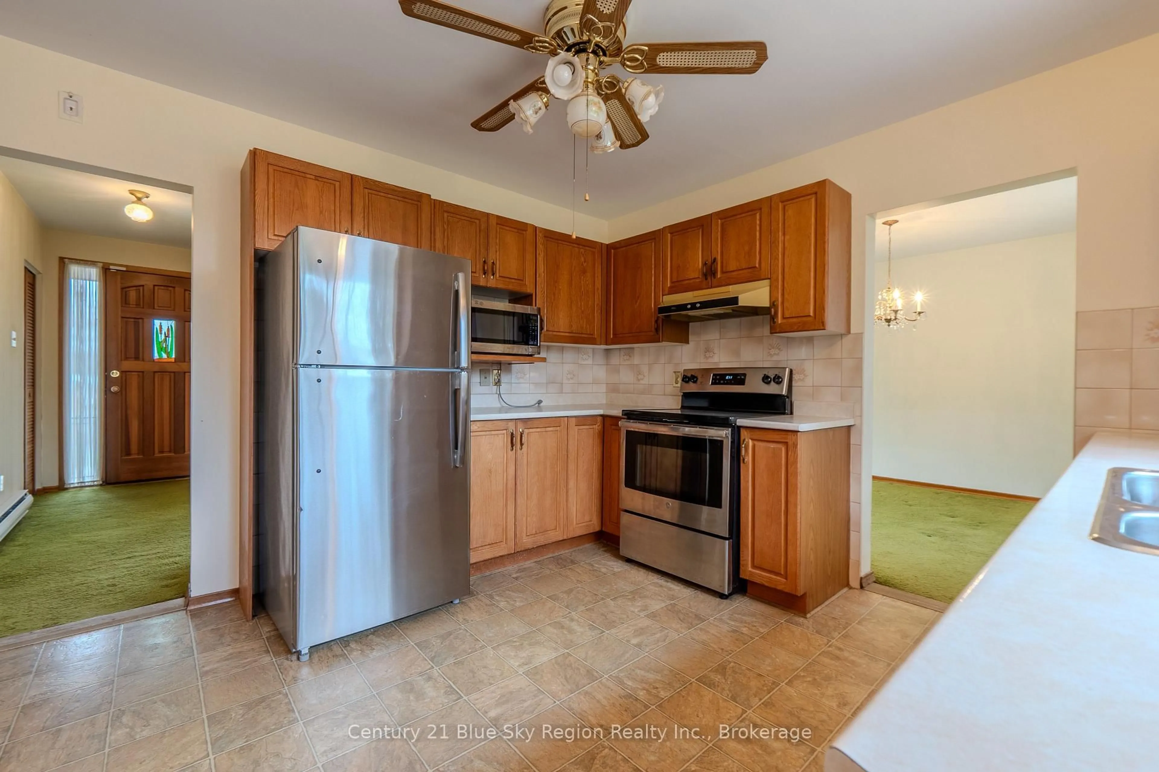 Standard kitchen, unknown for 253 Richard Rd, North Bay Ontario P1A 3C5