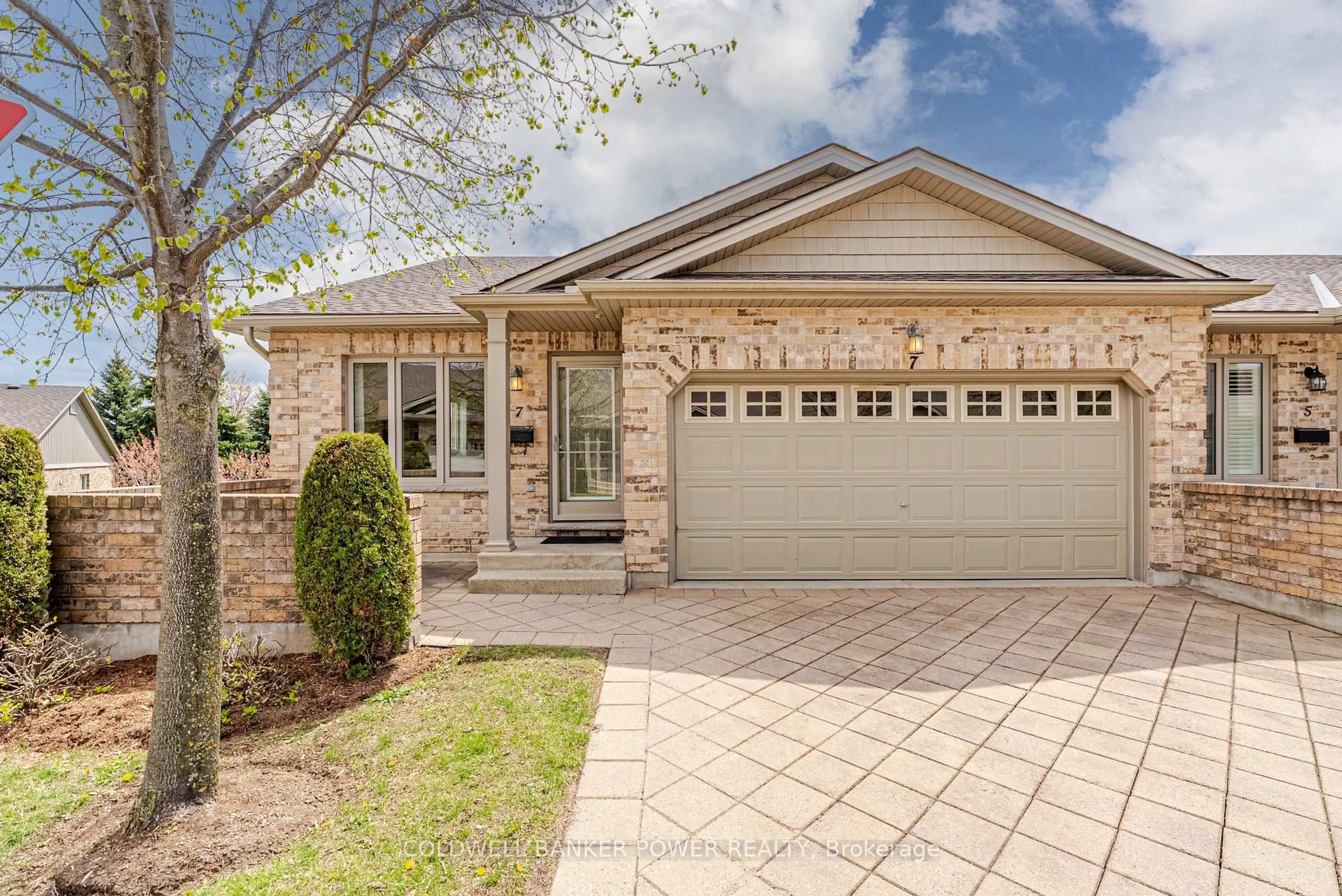 Home with brick exterior material, street for 620 Thistlewood Dr #7, London North Ontario N5X 0A9
