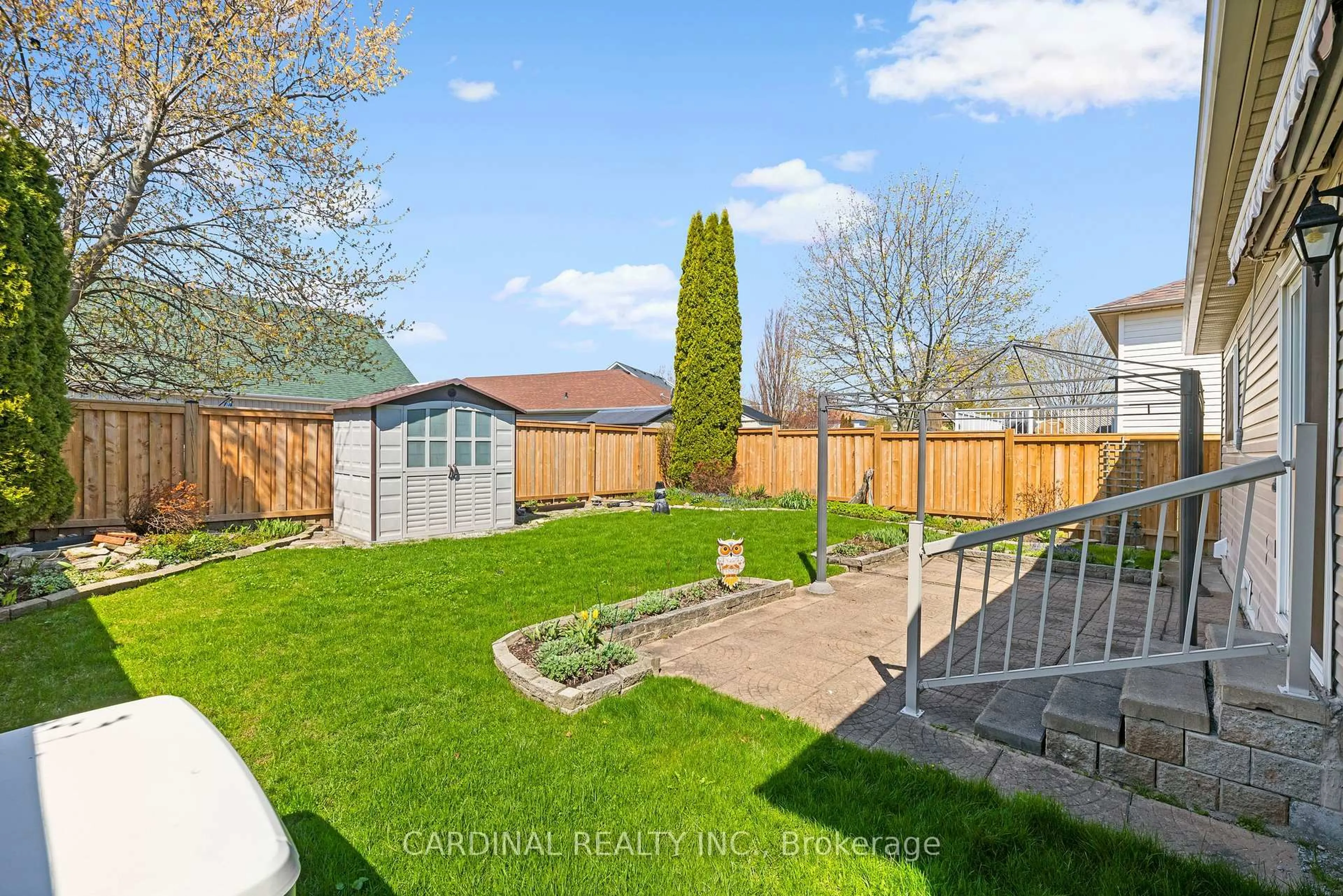 A pic from outside/outdoor area/front of a property/back of a property/a pic from drone, unknown for 50 Rapley Blvd, Port Hope Ontario L1A 4J9