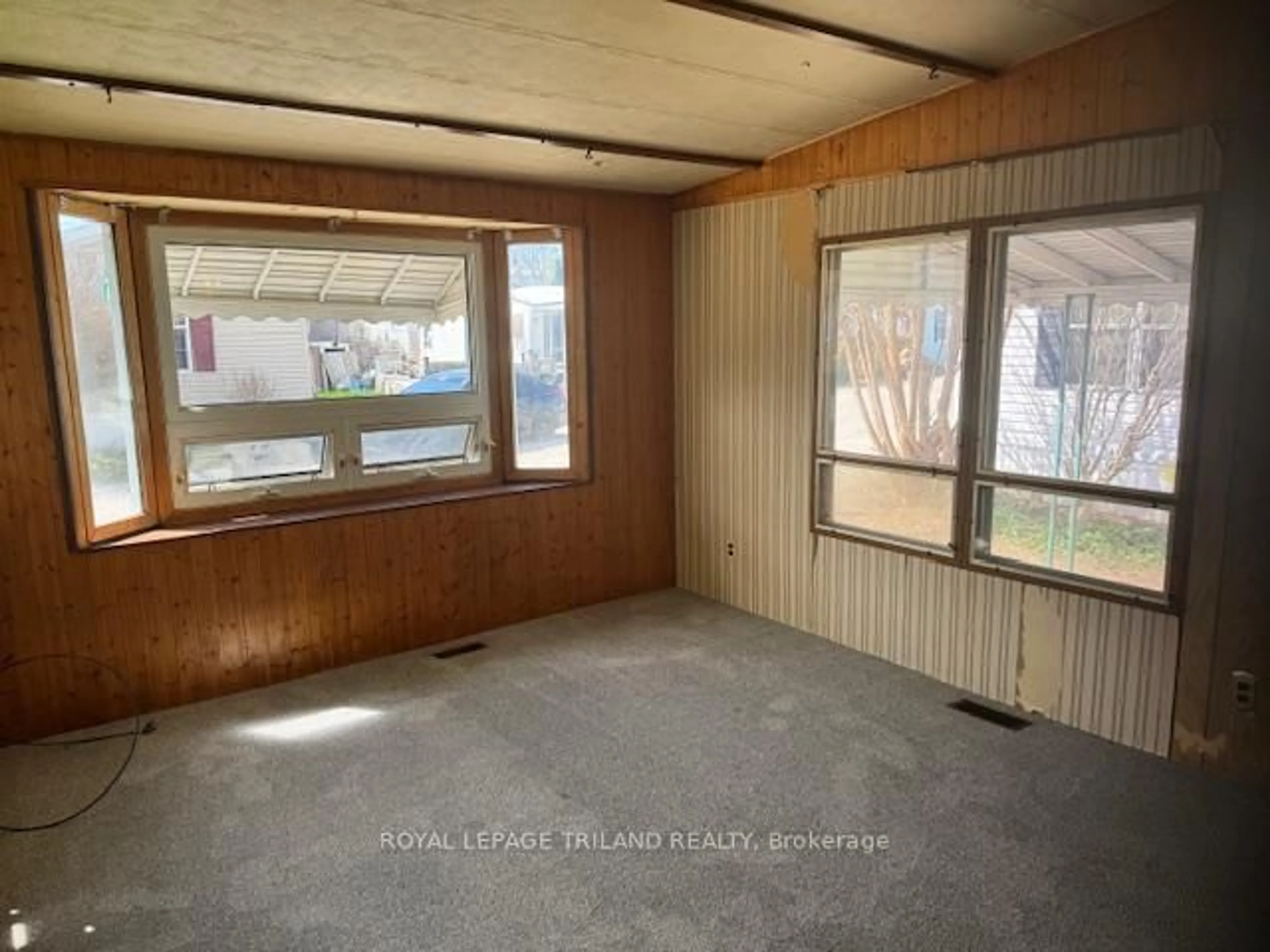 A pic of a room for 198 Springbank Dr #66, London South Ontario N6J 1G1