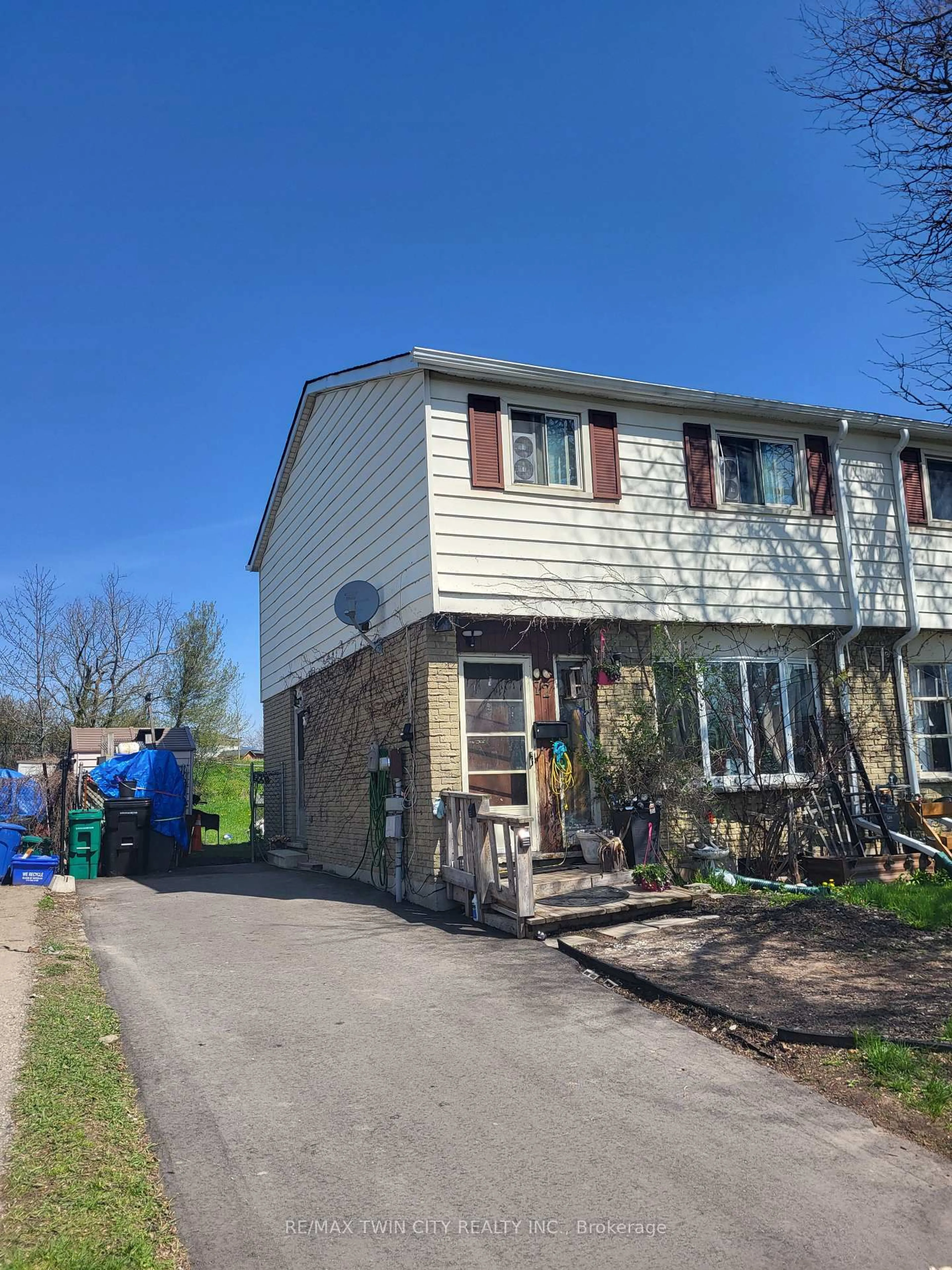 Unknown for 72 Timberlane Cres, Kitchener Ontario N2N 1S9