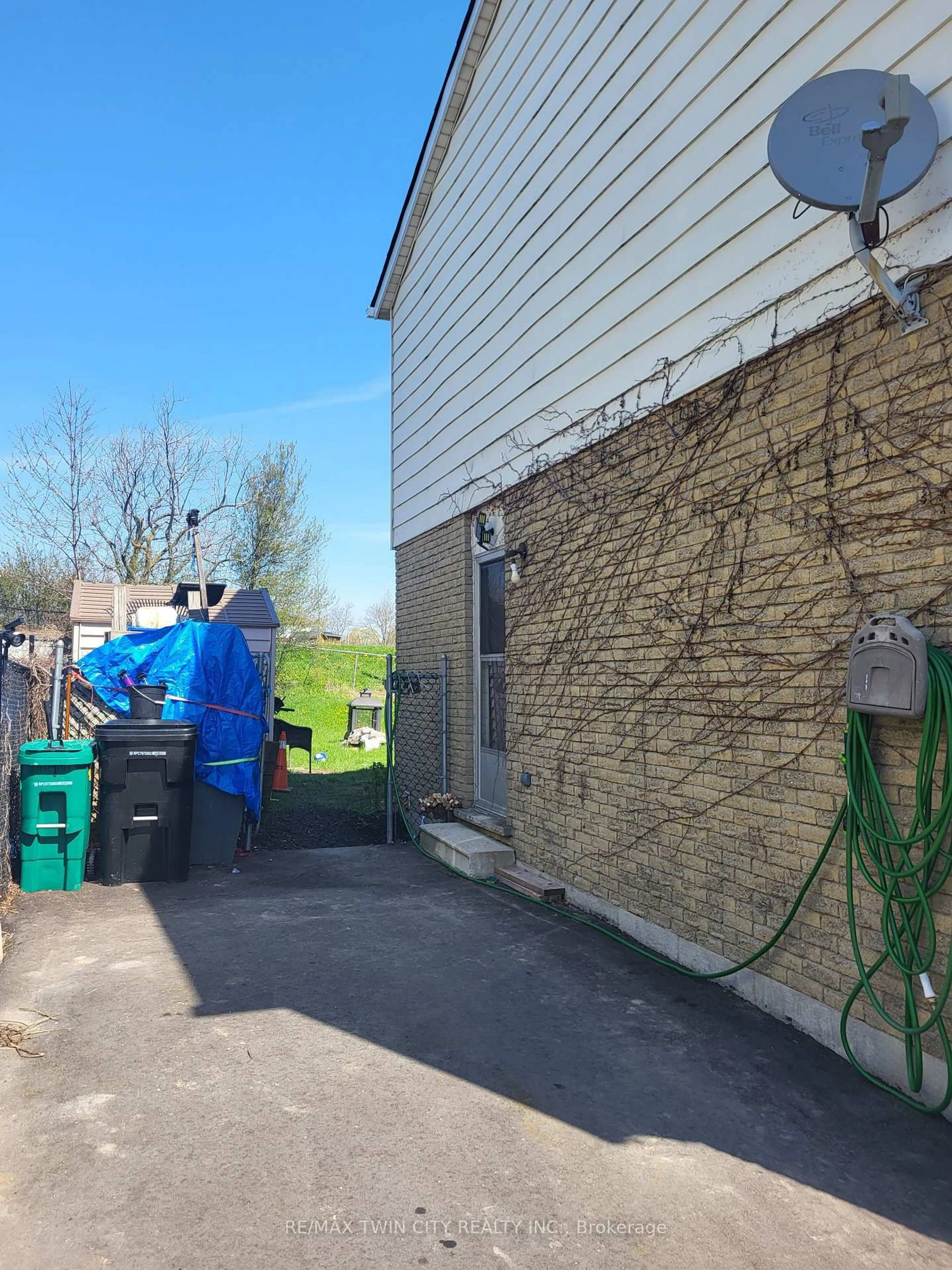 Unknown for 72 Timberlane Cres, Kitchener Ontario N2N 1S9