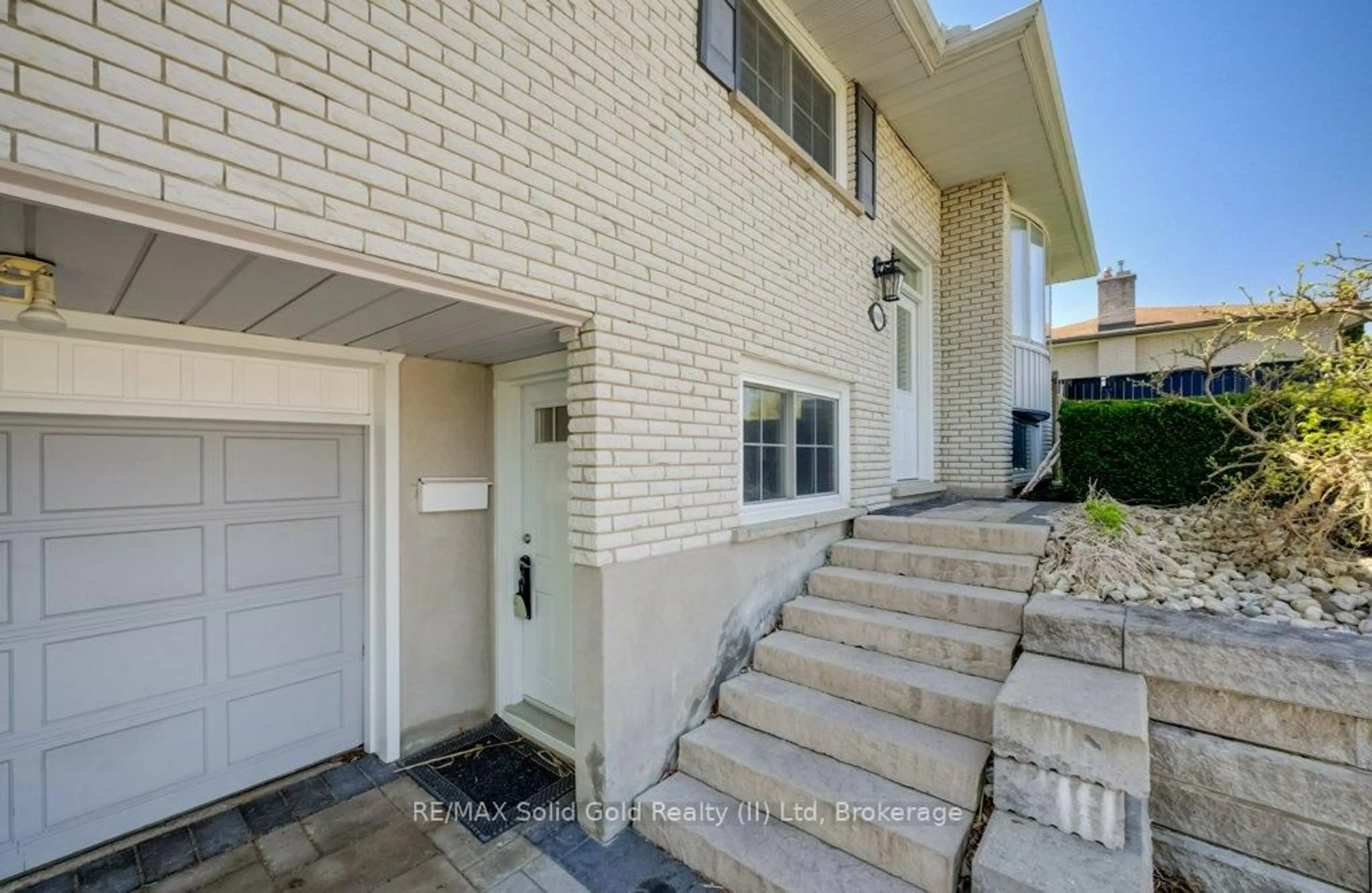 Unknown for 682 Glen Forrest Blvd, Waterloo Ontario N2L 4K6