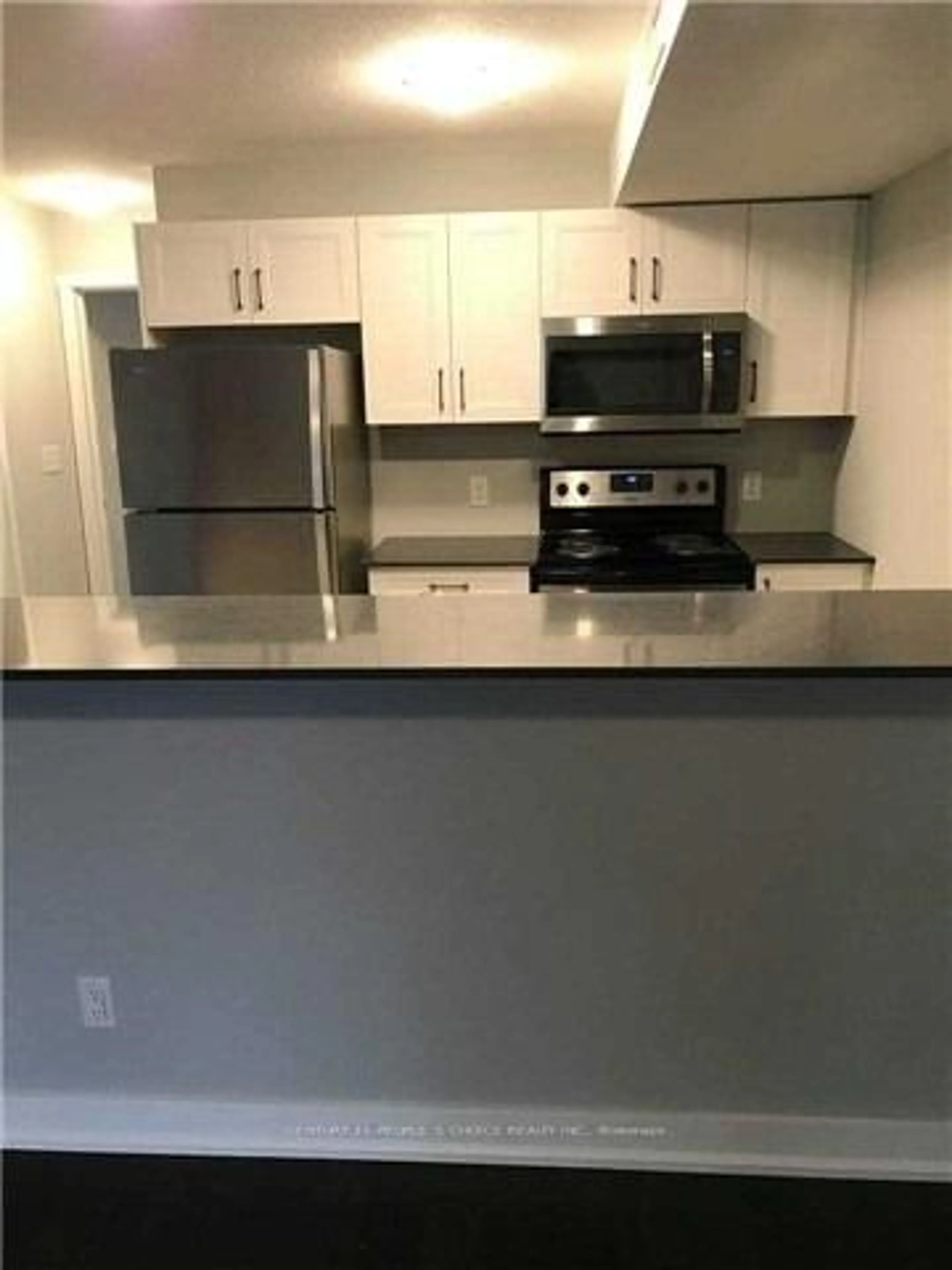 Standard kitchen, unknown for 190 Century Hill Dr #A5, Kitchener Ontario N2E 2W6