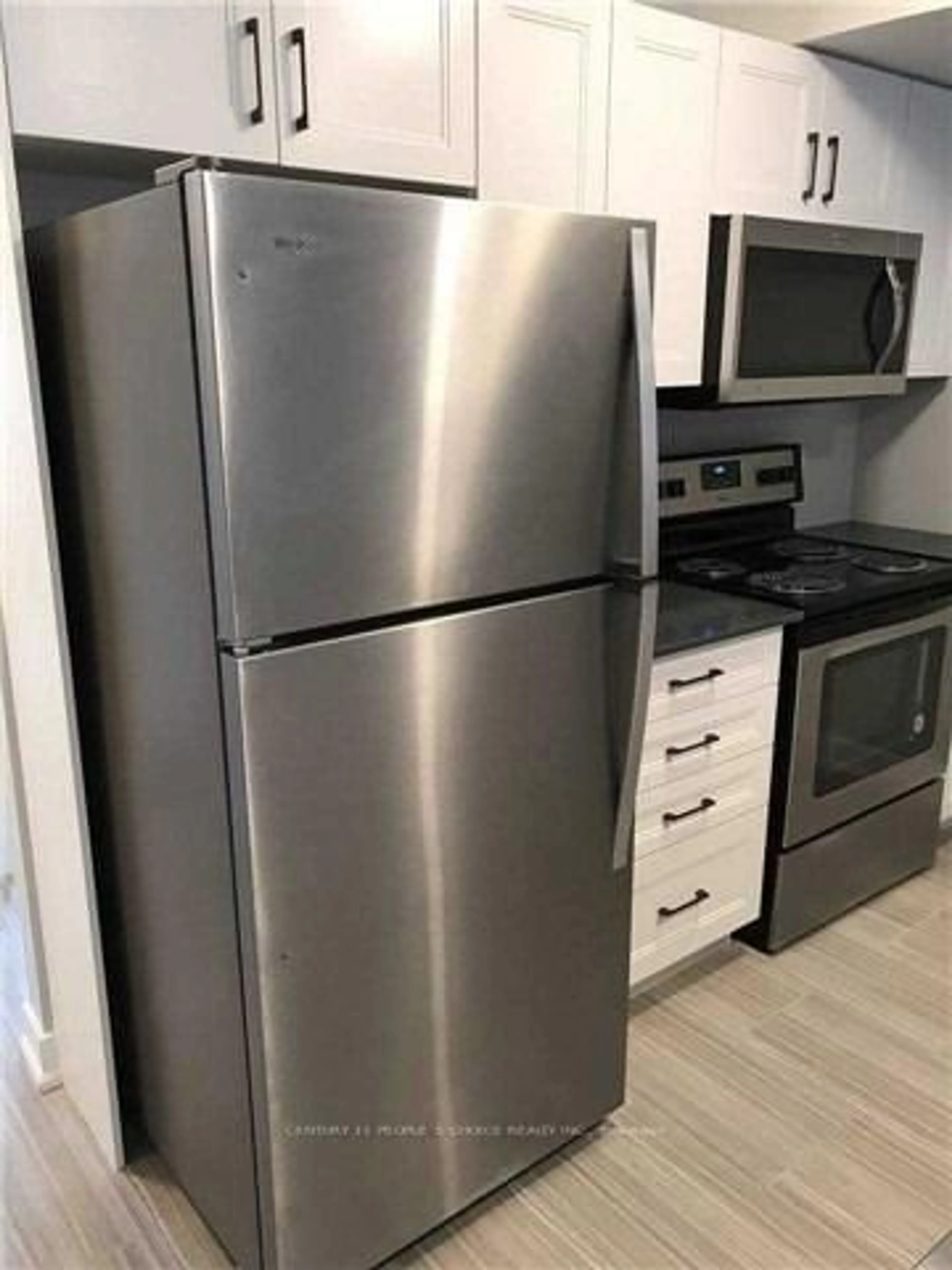 Standard kitchen, wood/laminate floor for 190 Century Hill Dr #A5, Kitchener Ontario N2E 2W6