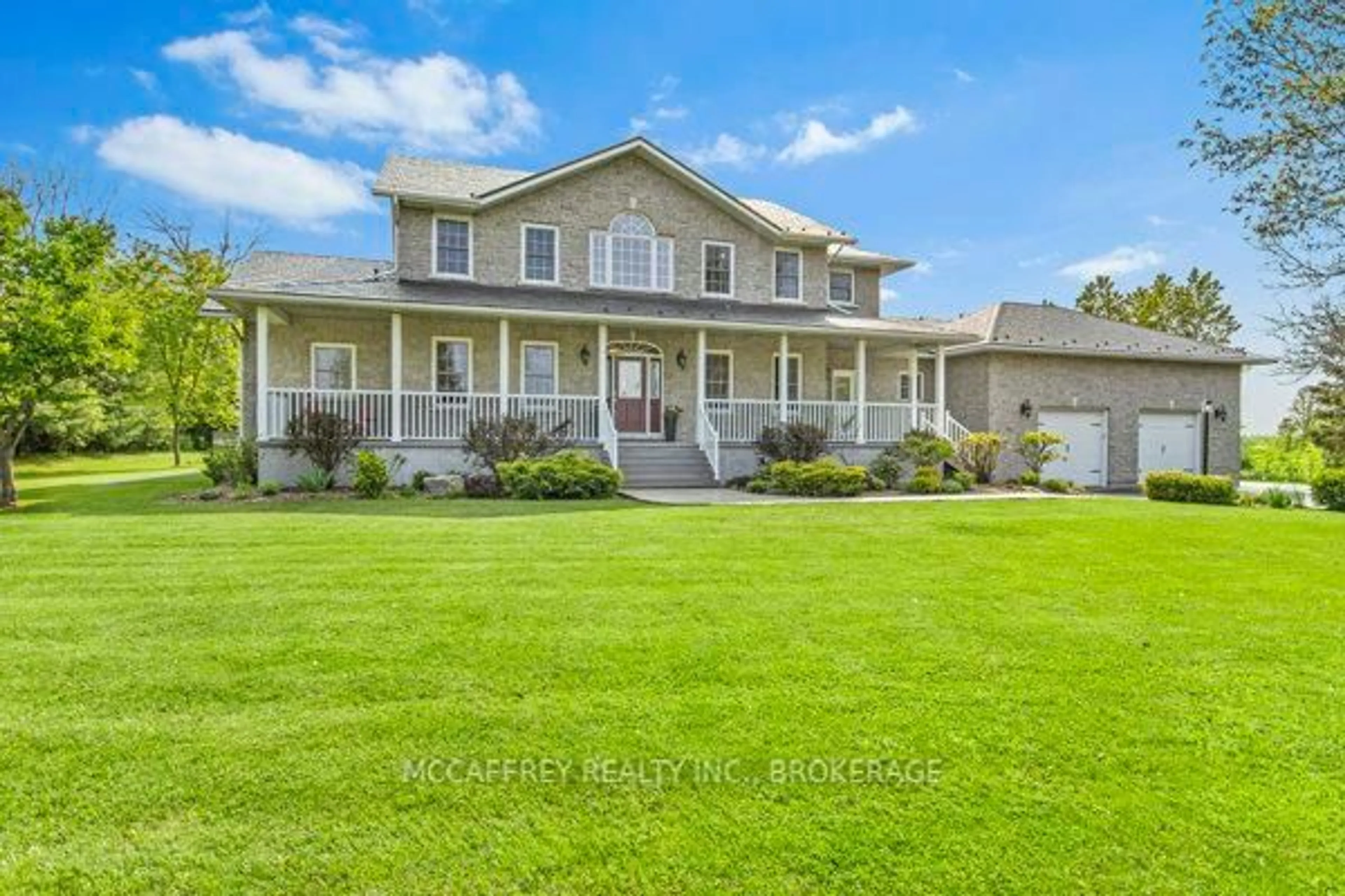 Home with vinyl exterior material, unknown for 888 CR 8, Napanee Ontario K7R 3K6