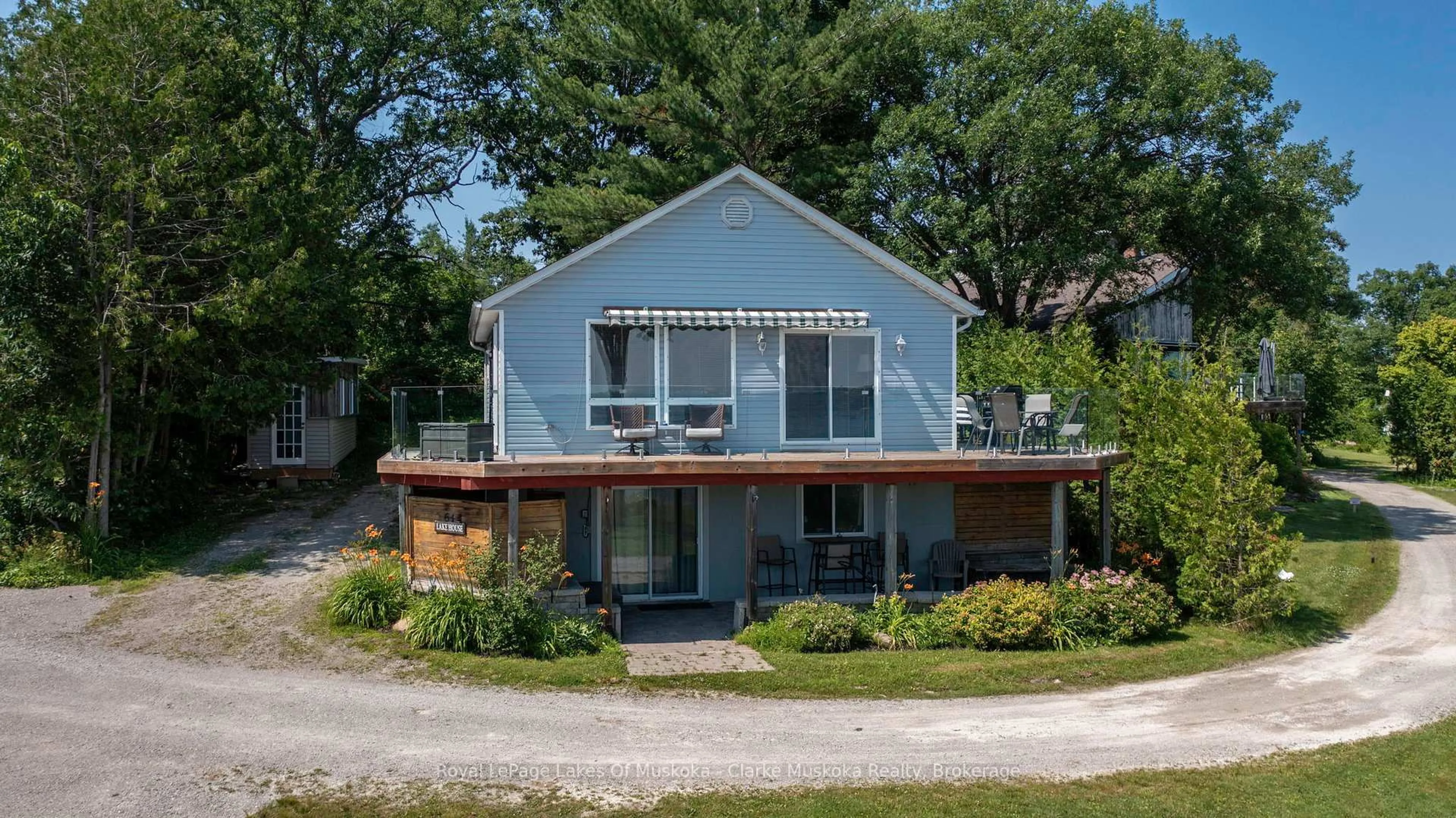 Home with vinyl exterior material, unknown for 64 Valley Rd, Georgian Bay Ontario L0K 1S0