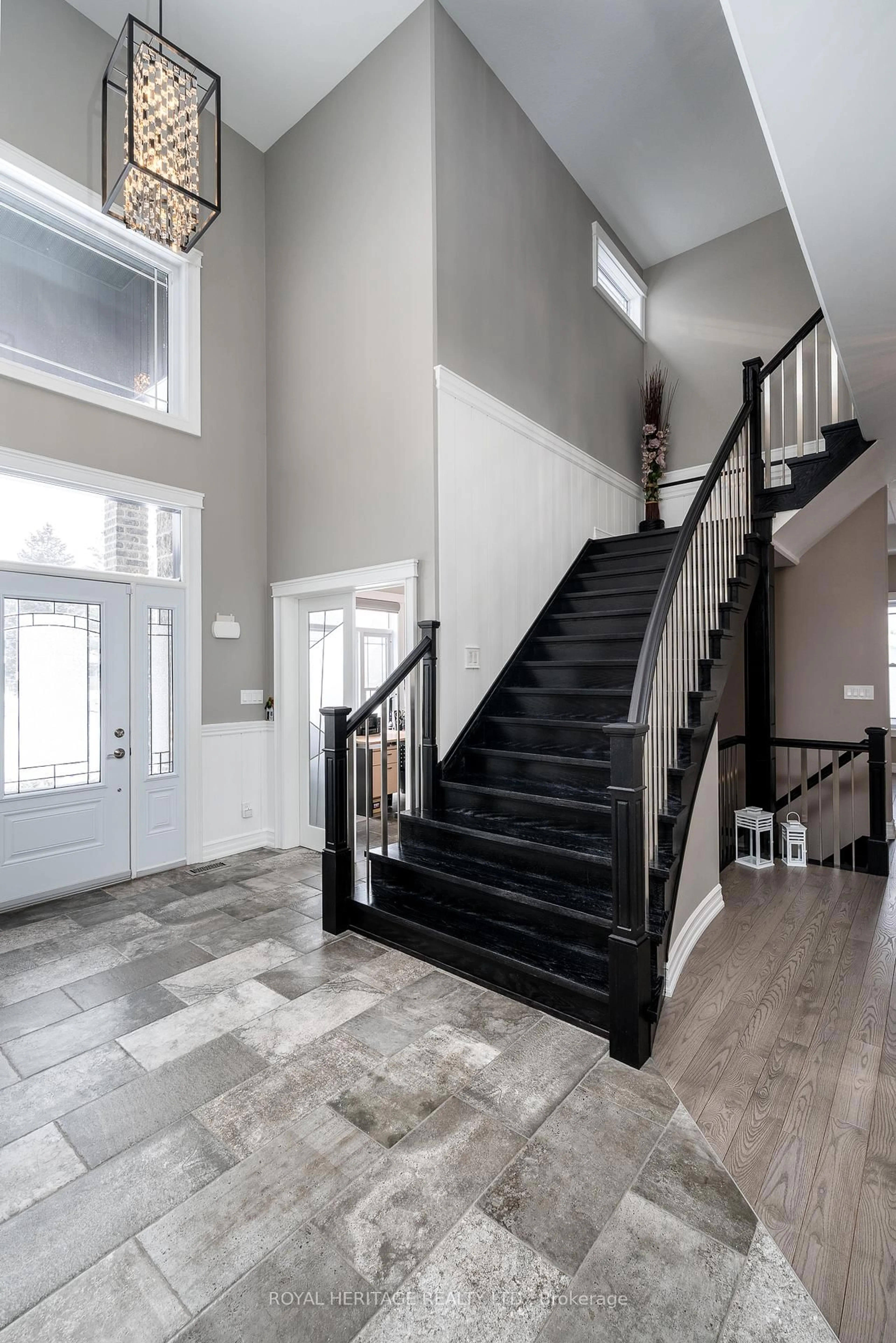Unknown for 21564 Loyalist Pkwy, Prince Edward County Ontario K0K 1L0