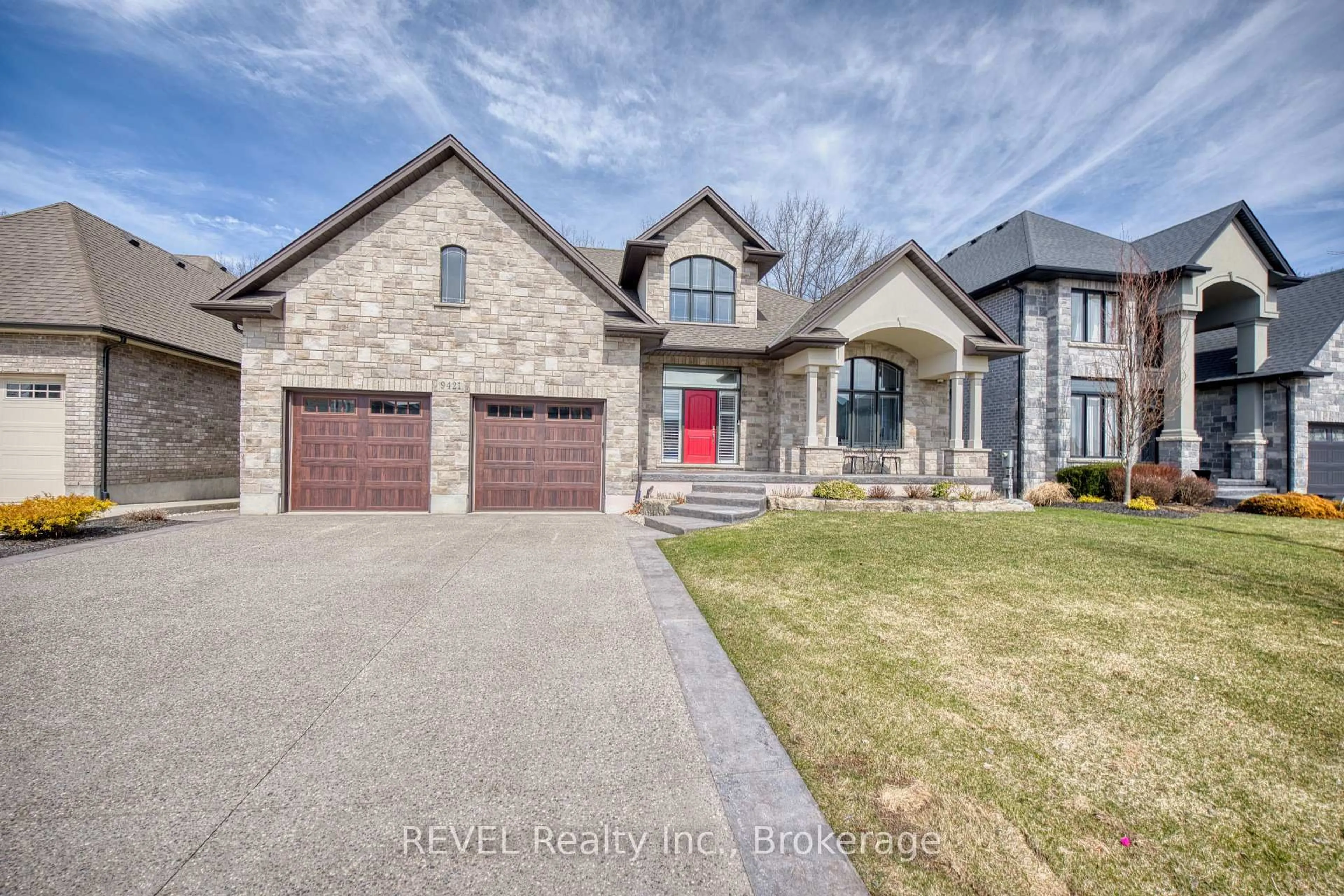 Home with brick exterior material, street for 9421 Madison Cres, Niagara Falls Ontario L2H 0M3