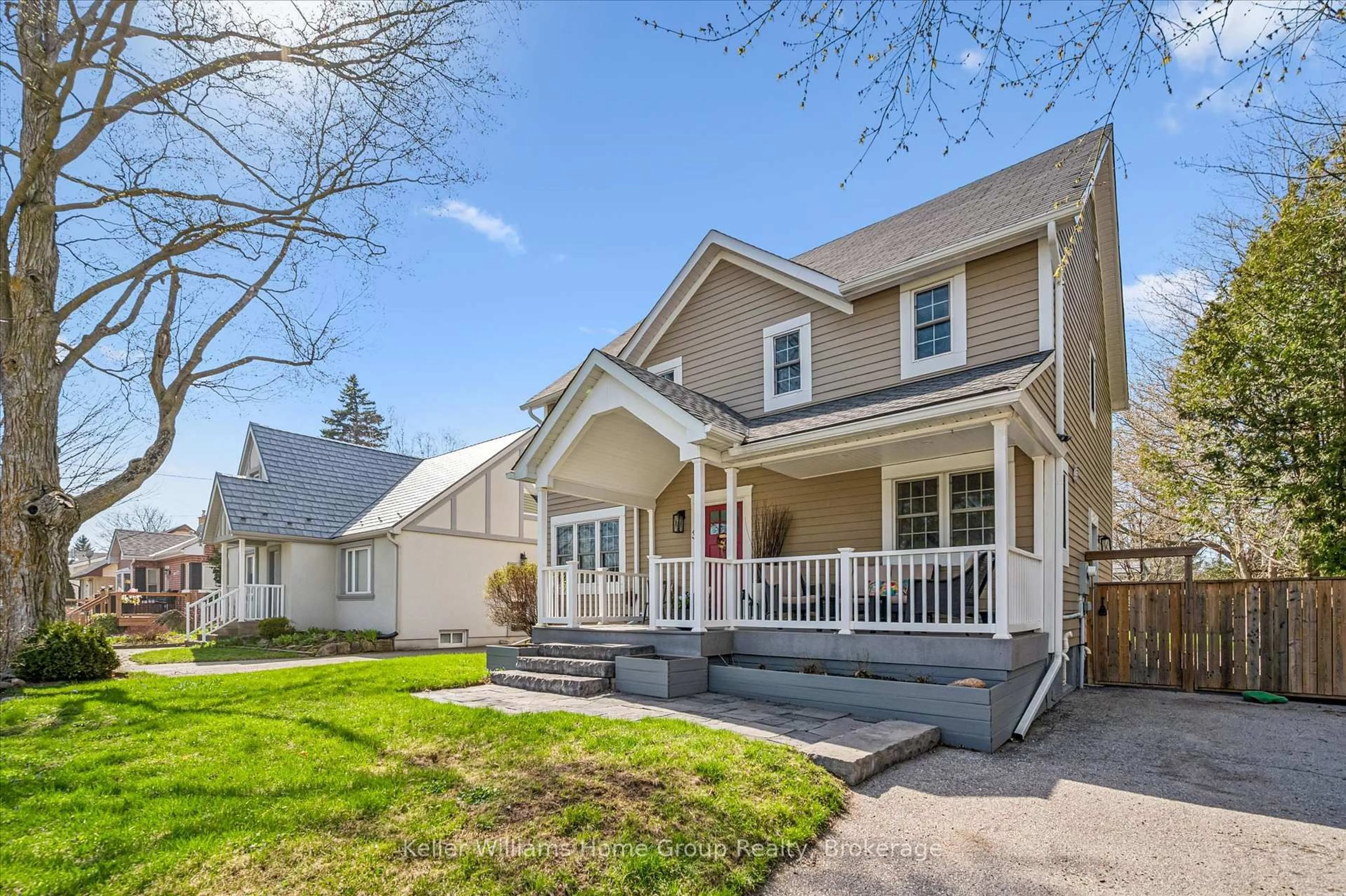 Home with vinyl exterior material, street for 3 Dundas St, Erin Ontario N0B 1T0