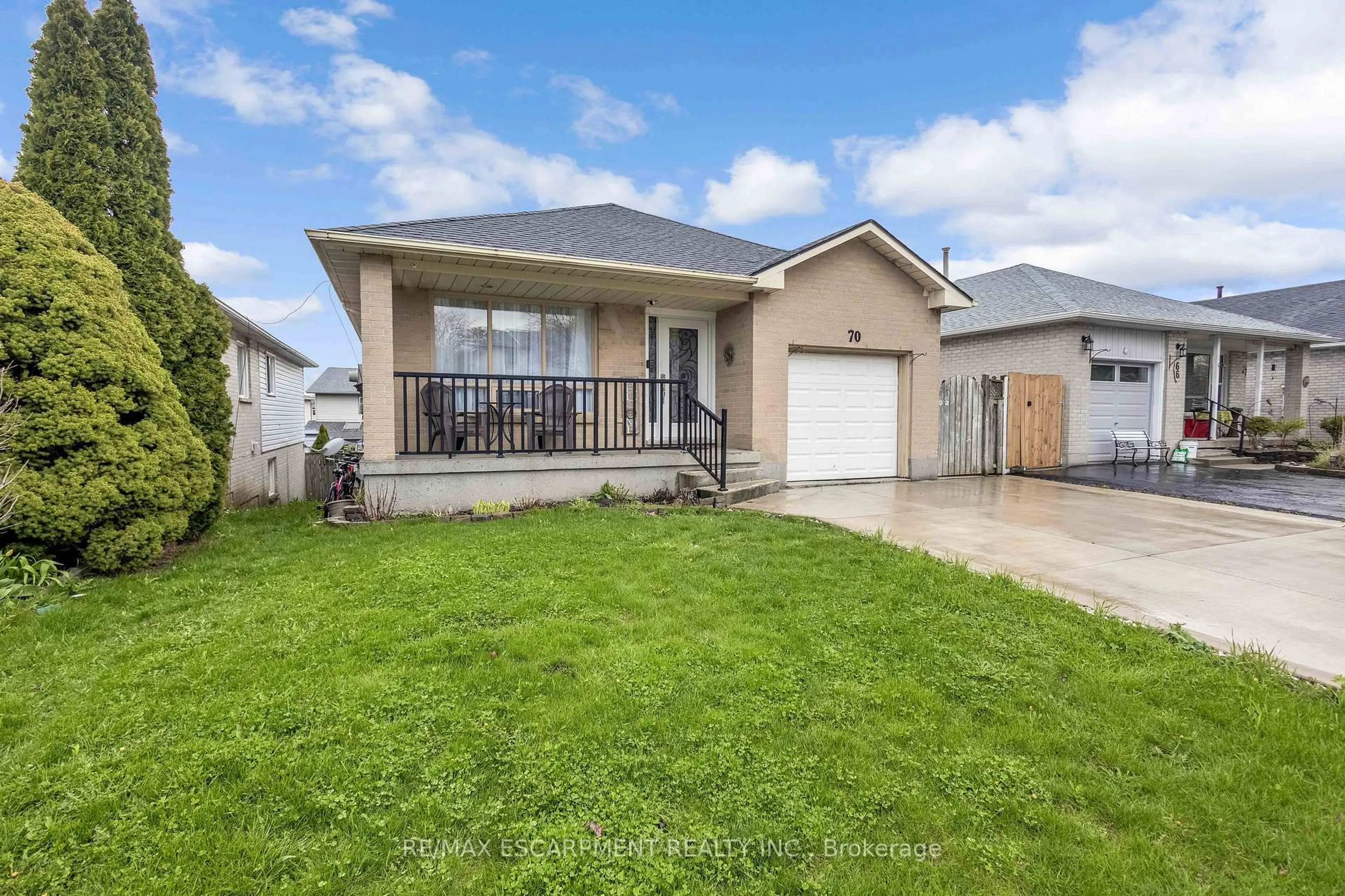 Unknown for 70 Ossington Dr, Hamilton Ontario L8W 3S4