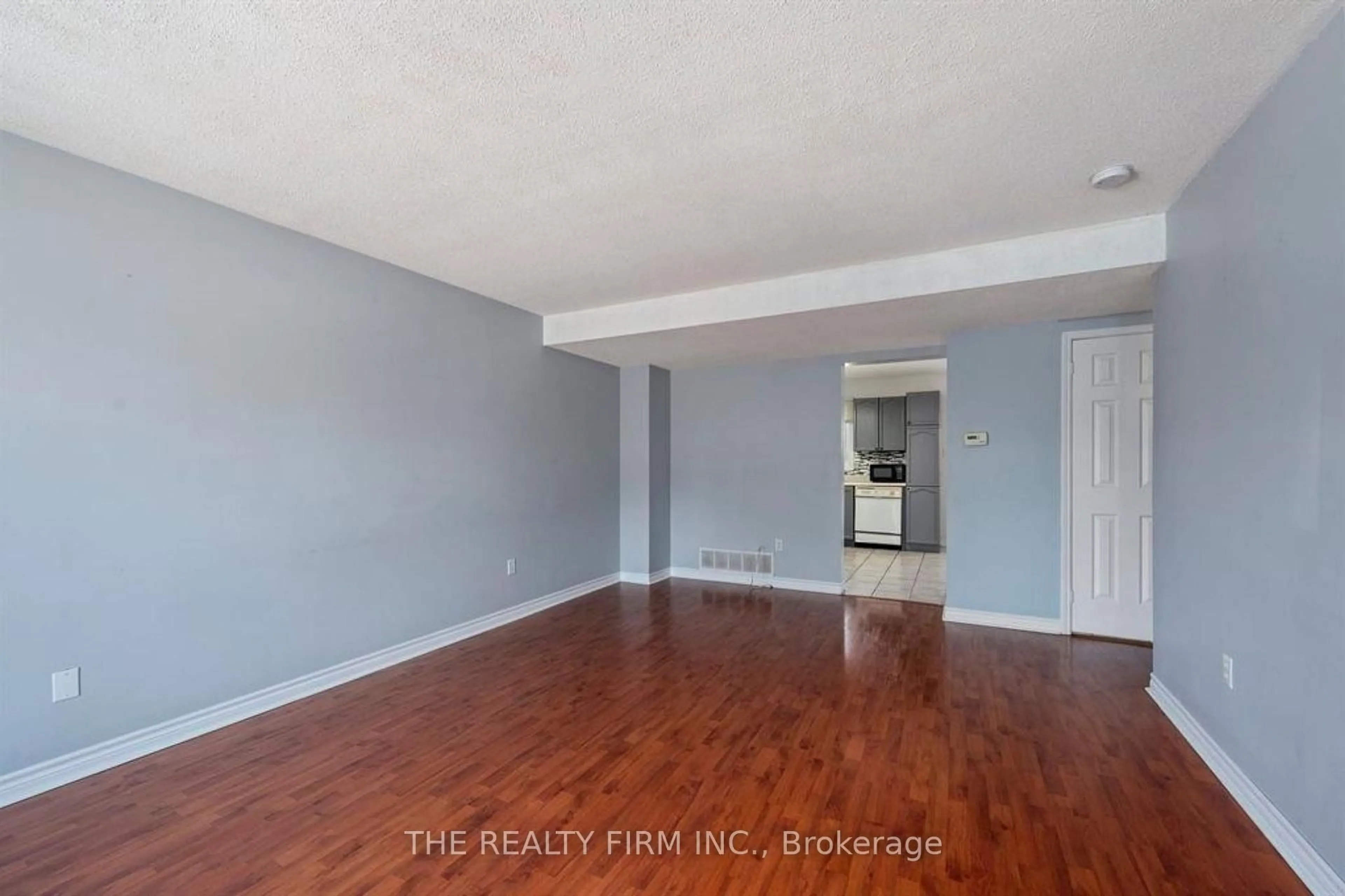 A pic of a room for 151 Martinet Ave #60, London East Ontario N5V 4T4