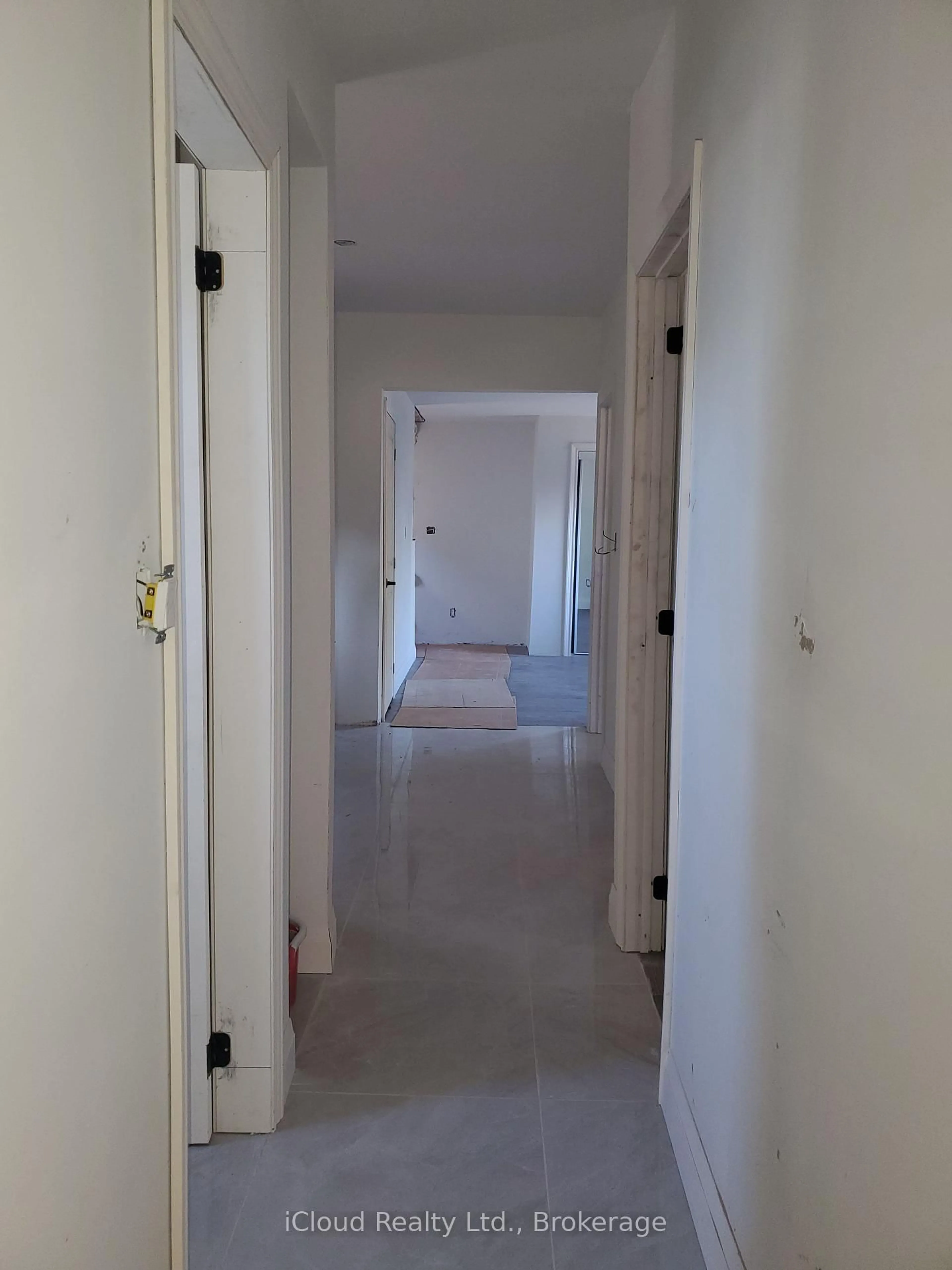 Unknown for 62 Currie St, St. Catharines Ontario L2M 5M8