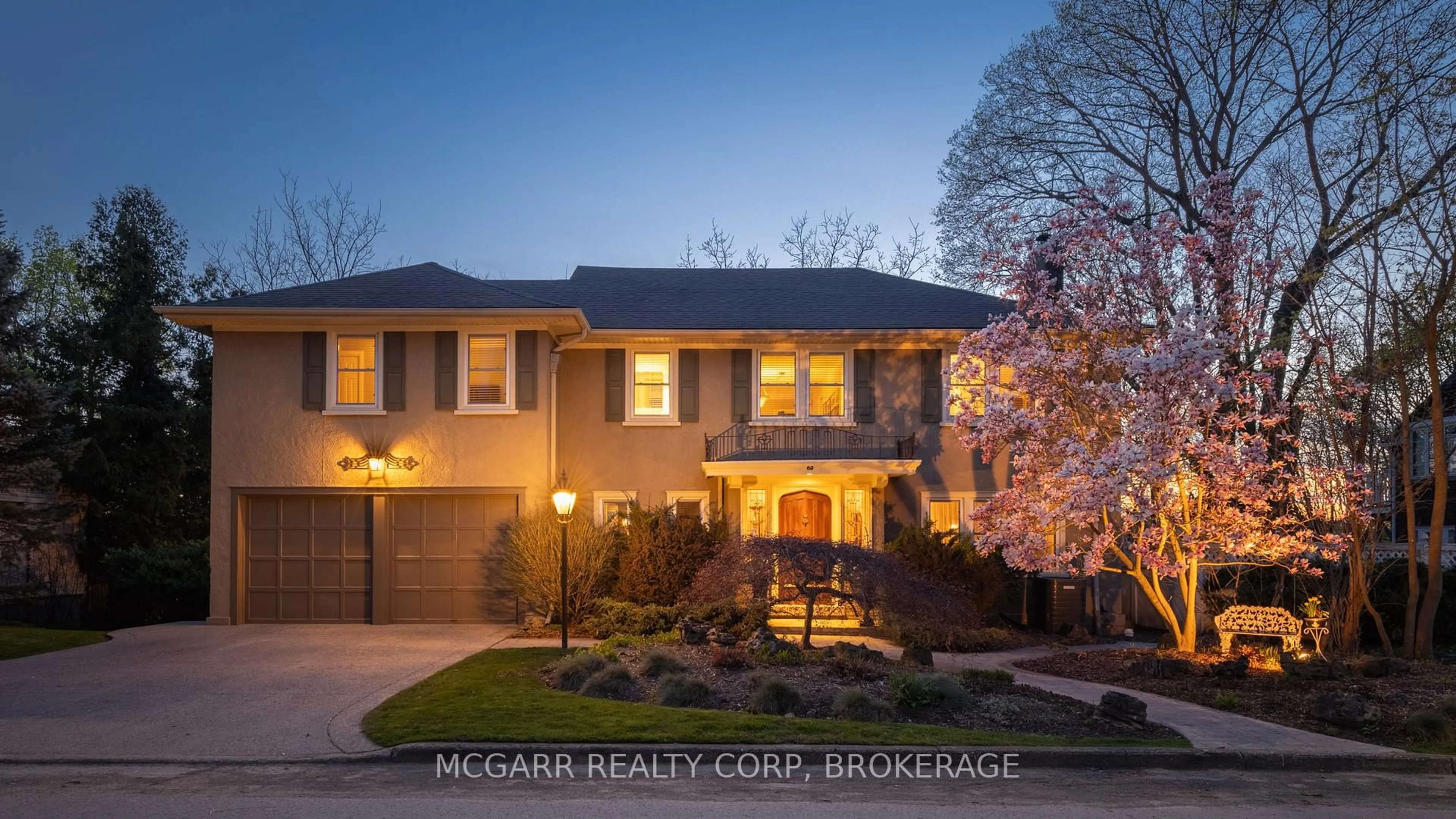 Home with brick exterior material, street for 62 Hillcrest Ave, St. Catharines Ontario L2R 4Y1